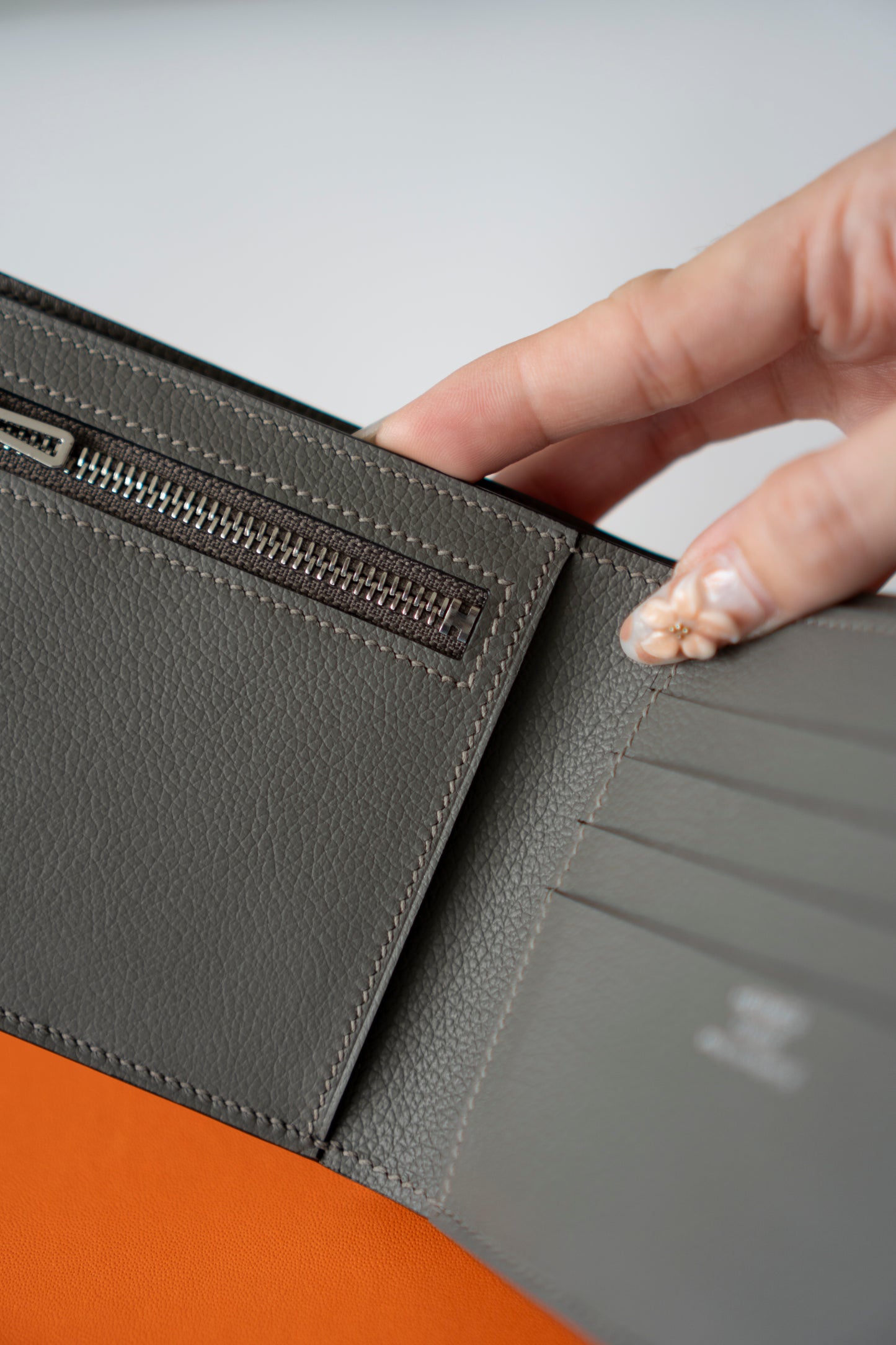 Men's Compact Wallet – Gris Meyer Evercolor Leather