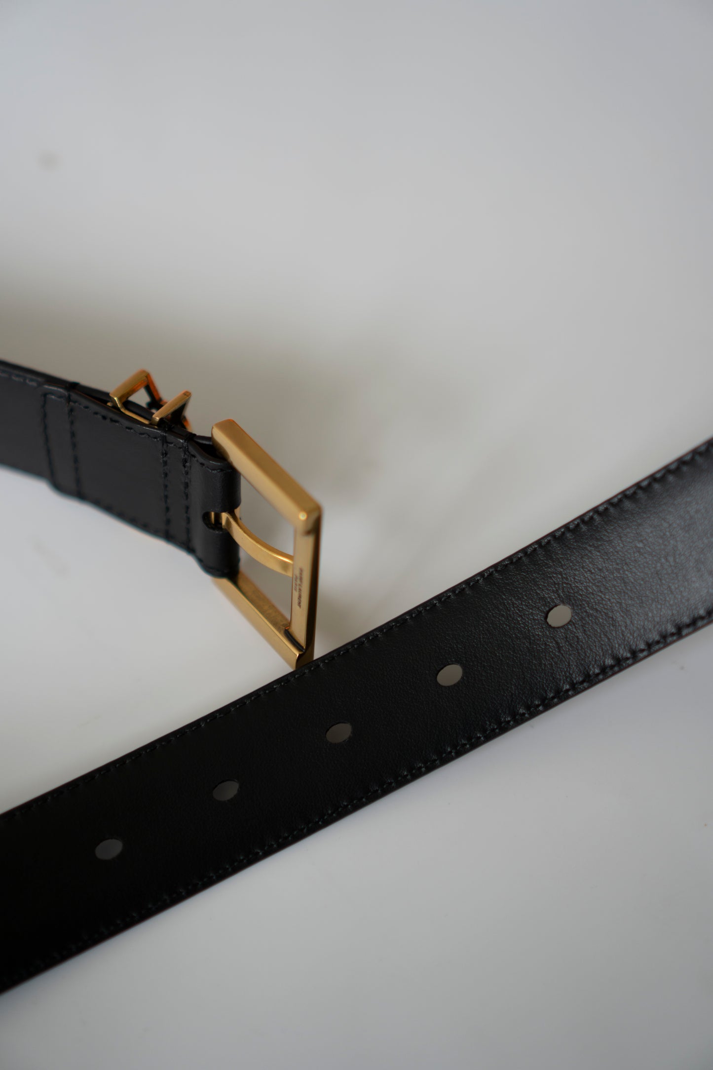 Cassandre Leather Belt – Black with Gold-Tone Buckle