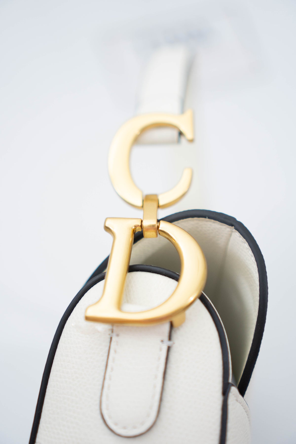Saddle Bag – Latte Grained Calfskin