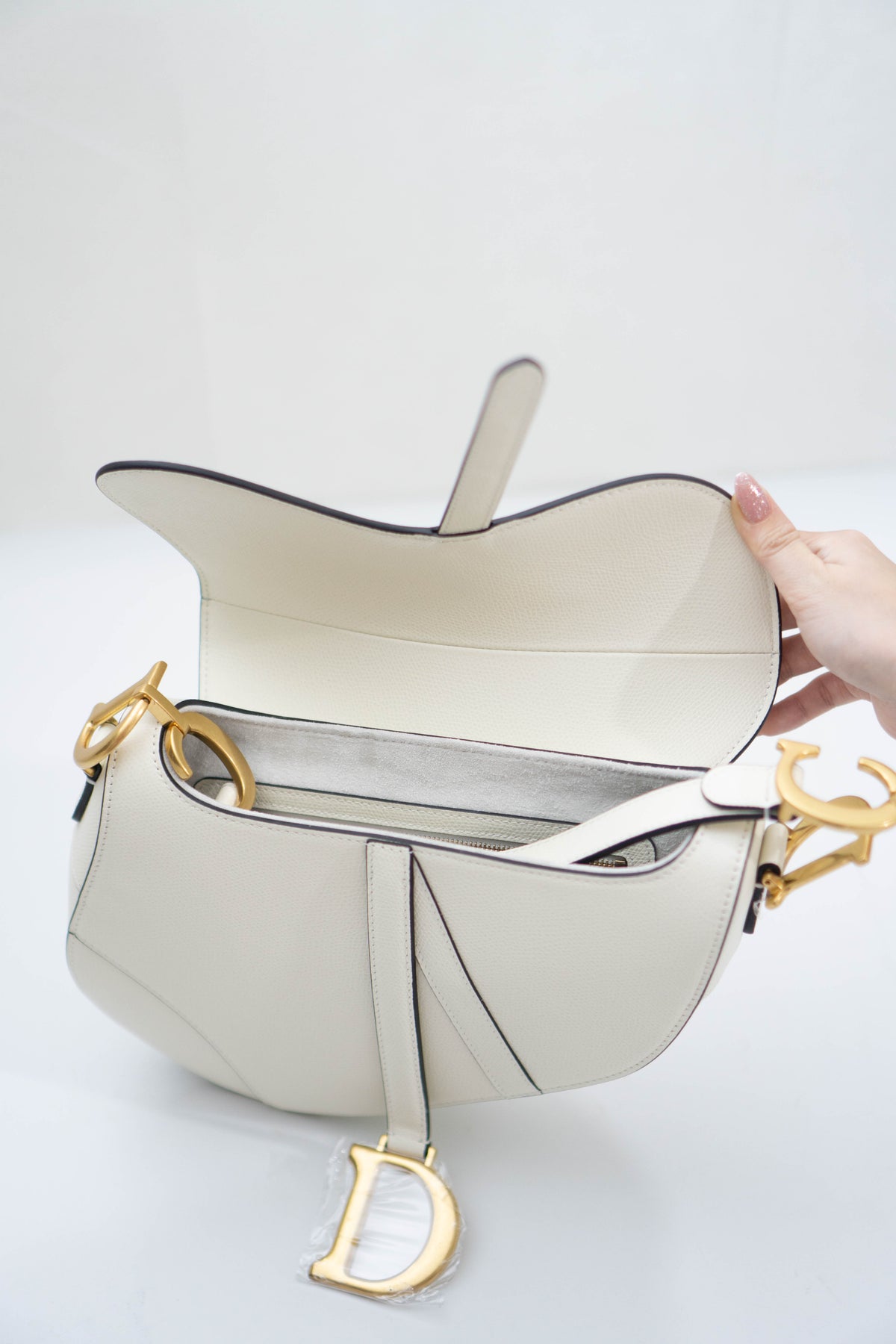 Saddle Bag – Latte Grained Calfskin