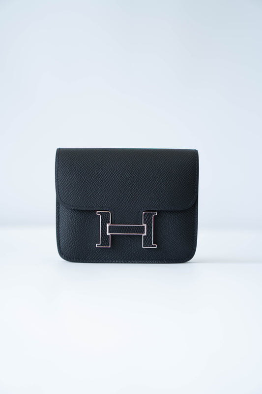 Constanc Slim Touch Lizard In Noir Epsom Calfskin with Palladium Hardware