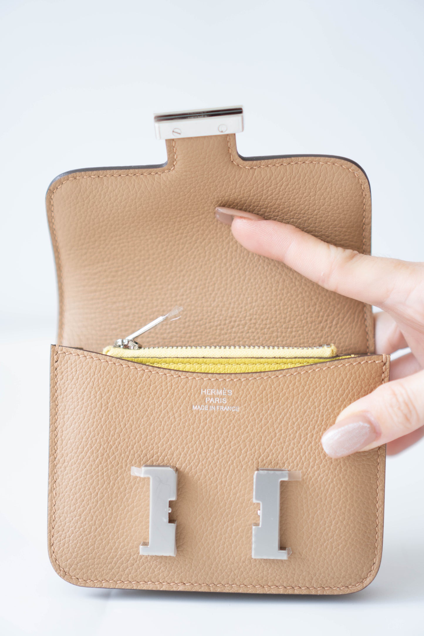 Constanc Slim in Chai Evercolor Leather with Palladium Hardware