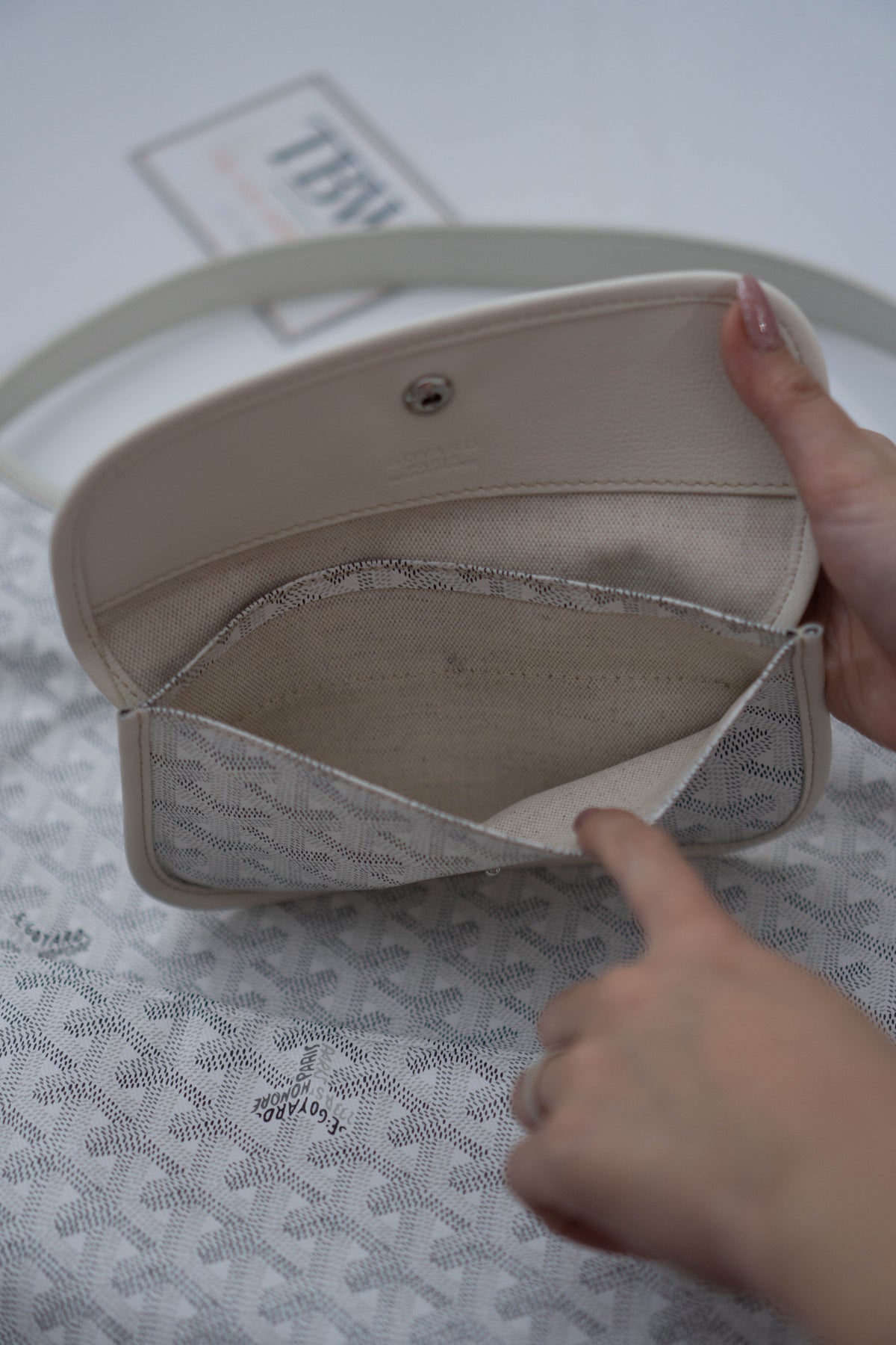 Bohème PM Hobo Bag – White Coated Canvas