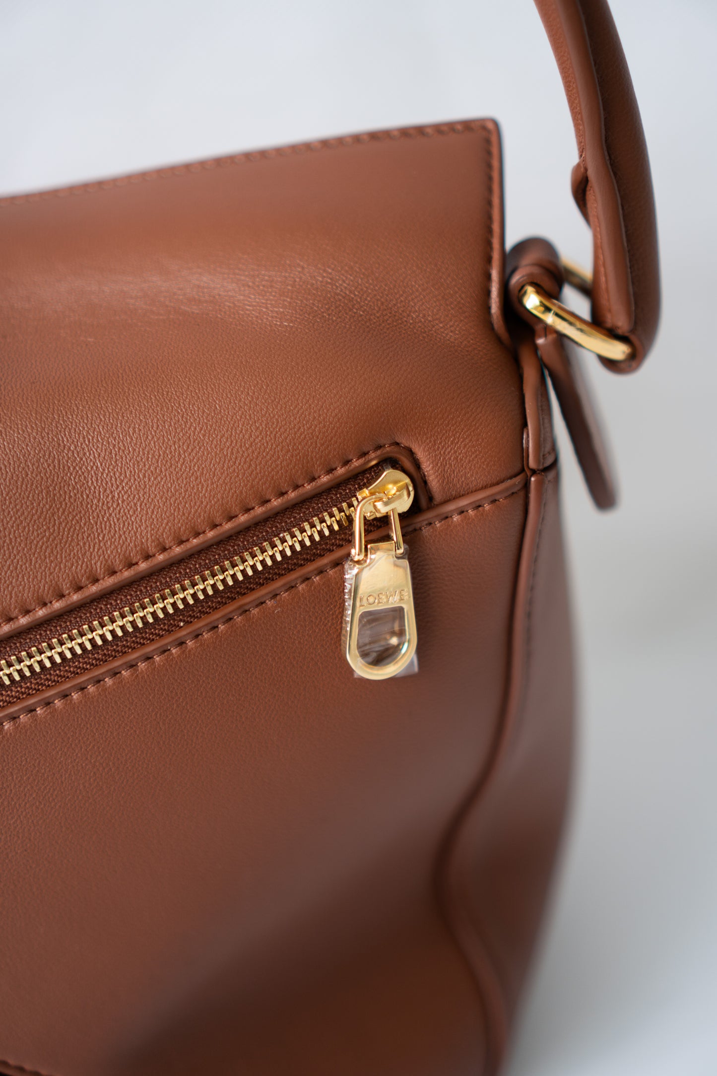 Featherlight Puzzle Bag in Medium Size – Pecan Nappa Lambskin