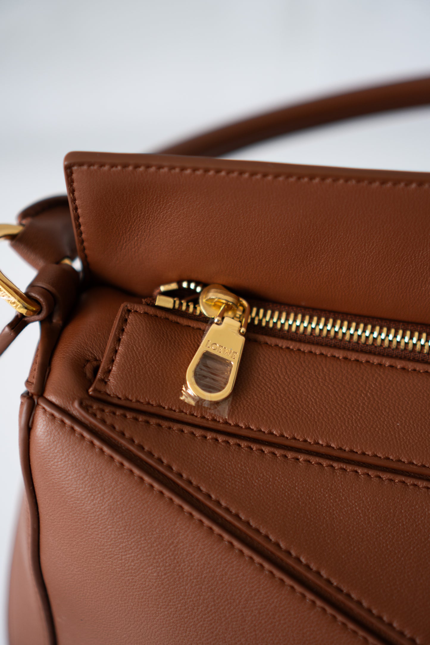 Featherlight Puzzle Bag in Medium Size – Pecan Nappa Lambskin