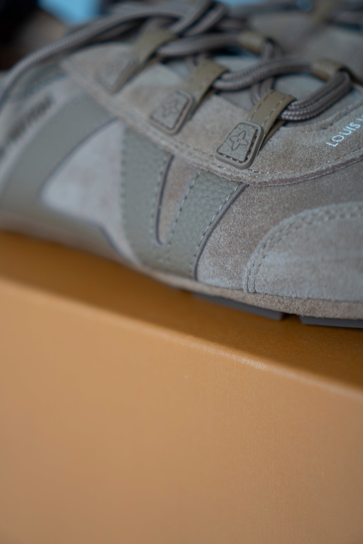 Sneakerina – Cognac Suede
