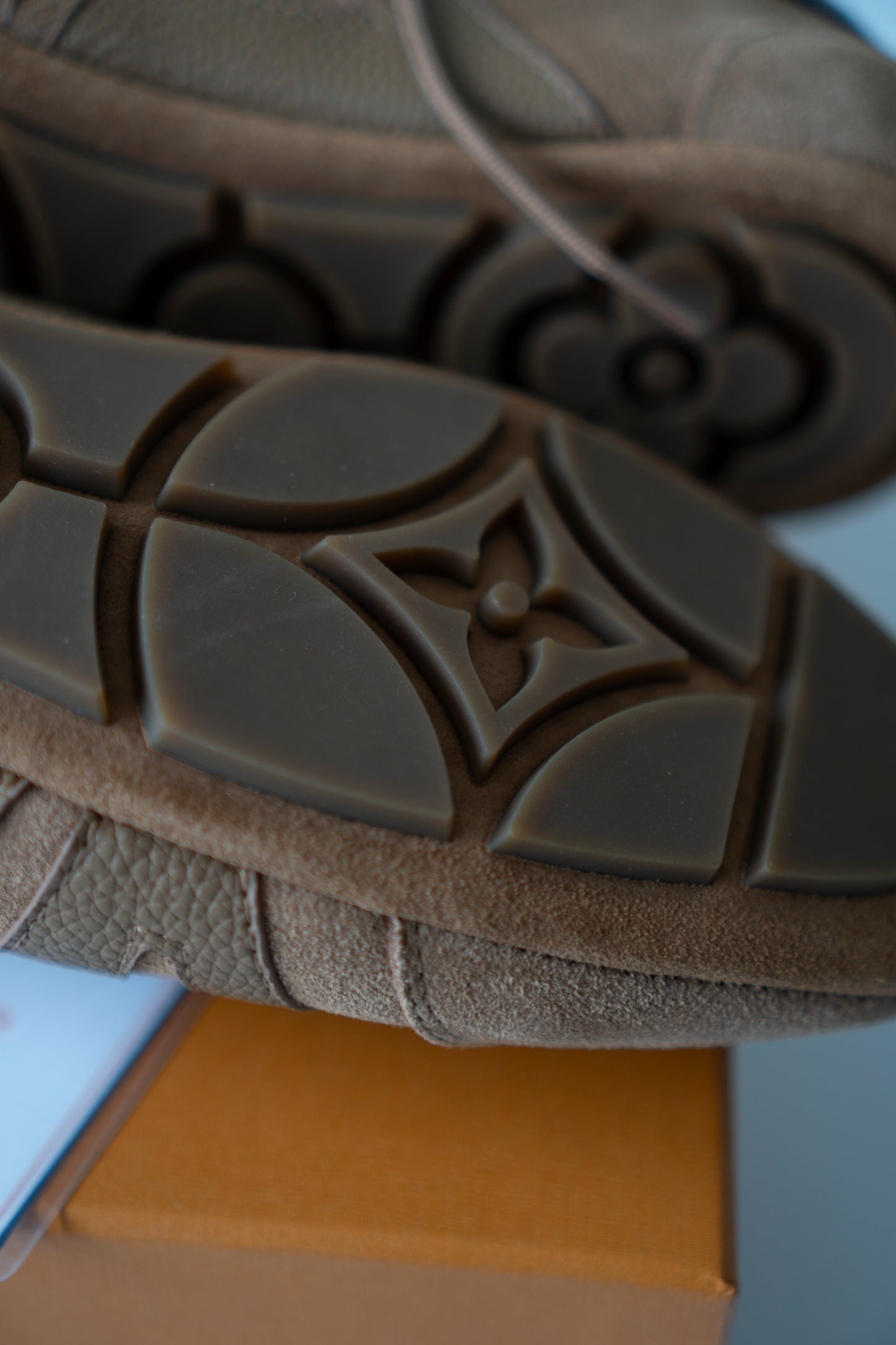 Sneakerina – Cognac Suede