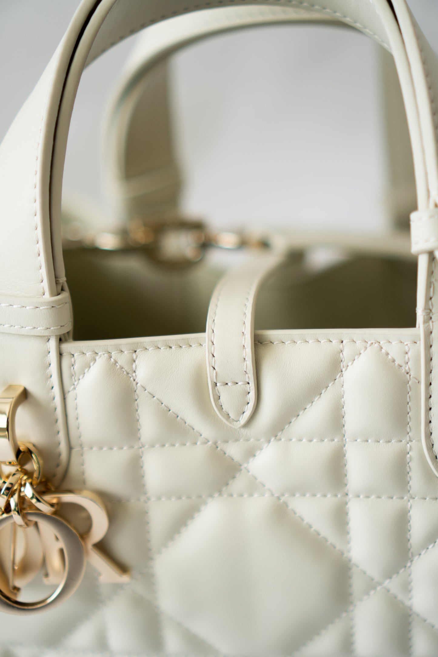 Toujour Quilted Tote Bag – Latte Calfskin with Light Gold Hardware
