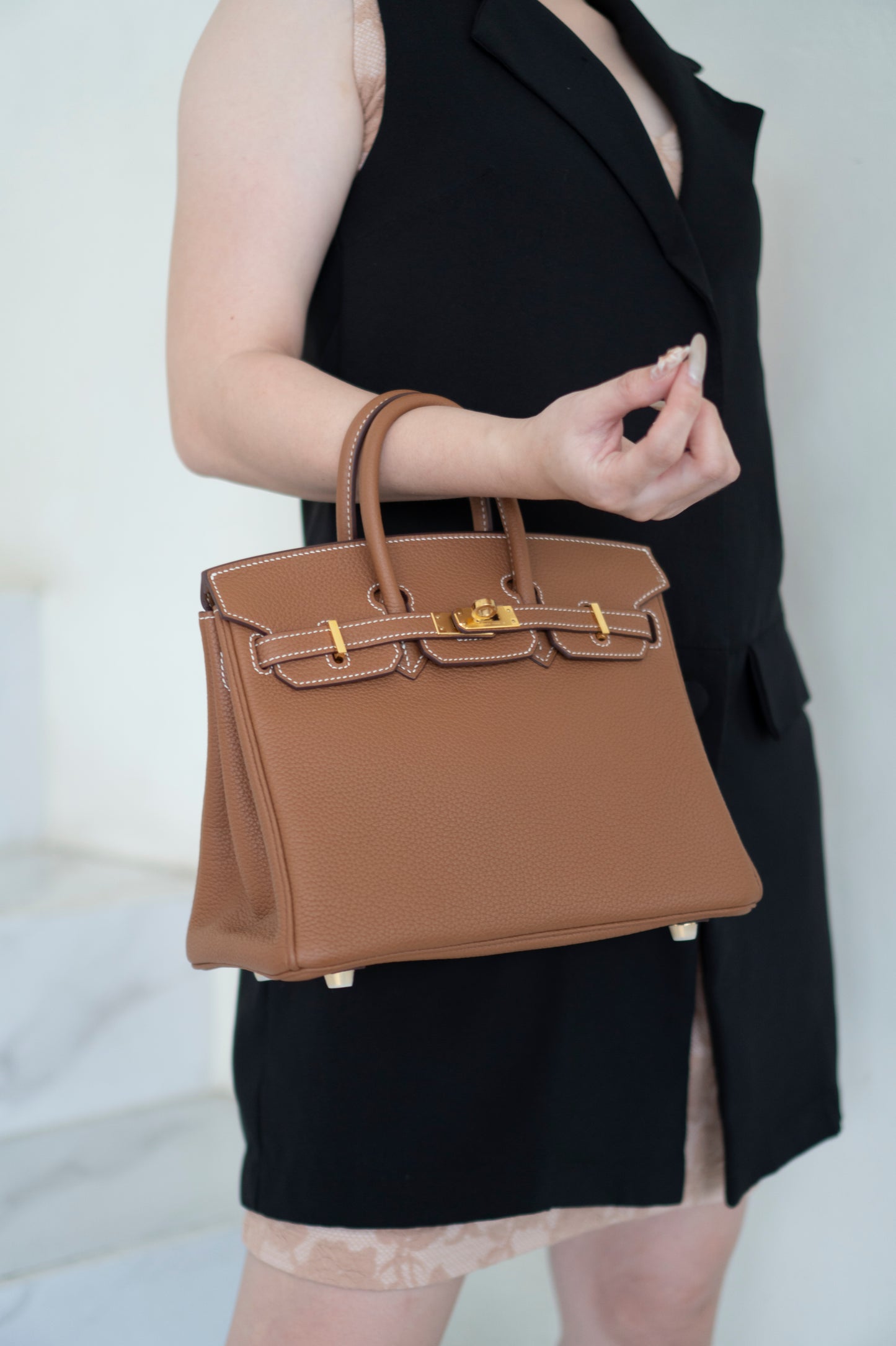 BK 25 – Gold Togo Leather with Gold Hardware