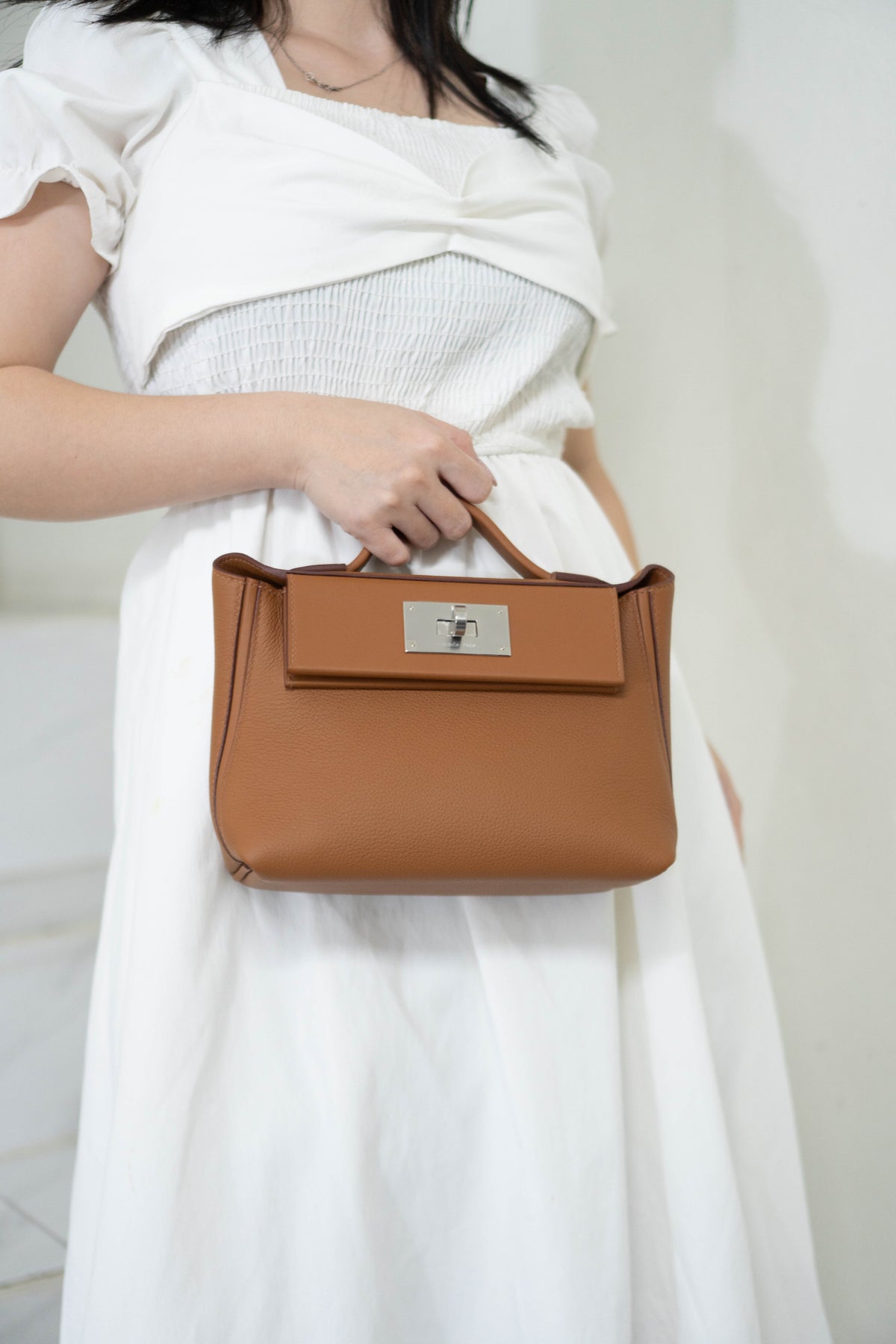 24/24 21 Bag – Gold Togo & Swift Leather
