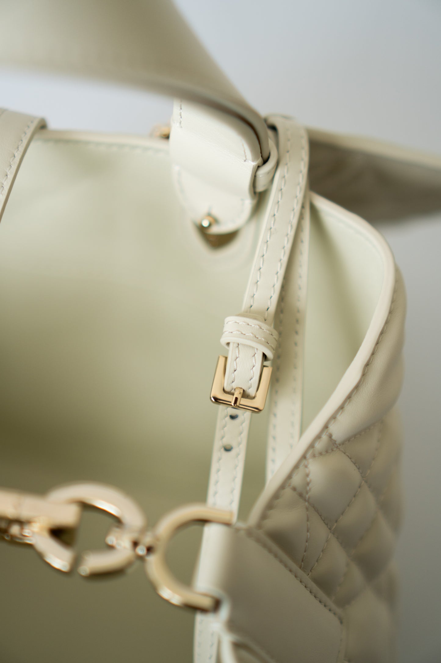 Toujour Quilted Tote Bag – Latte Calfskin with Light Gold Hardware