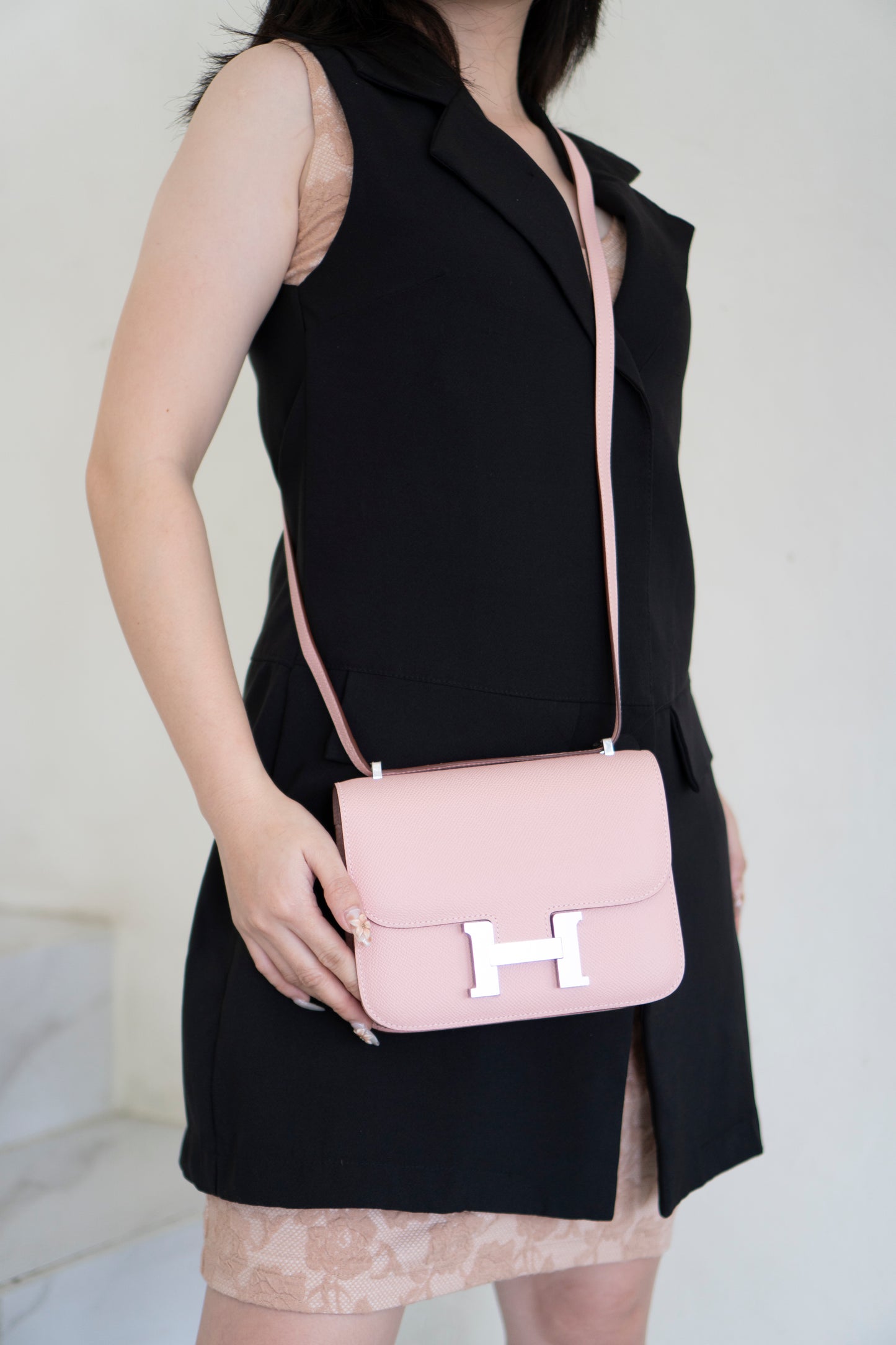 Constanc 18 – Rose Sakura Epsom Leather with Palladium Hardware