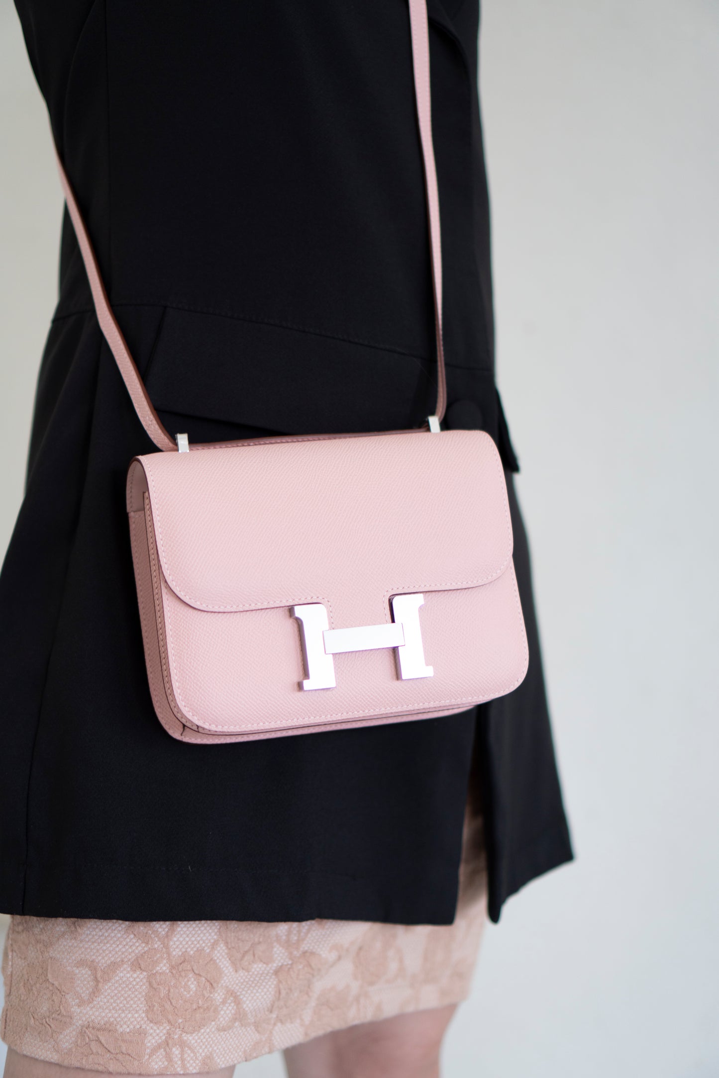 Constanc 18 – Rose Sakura Epsom Leather with Palladium Hardware