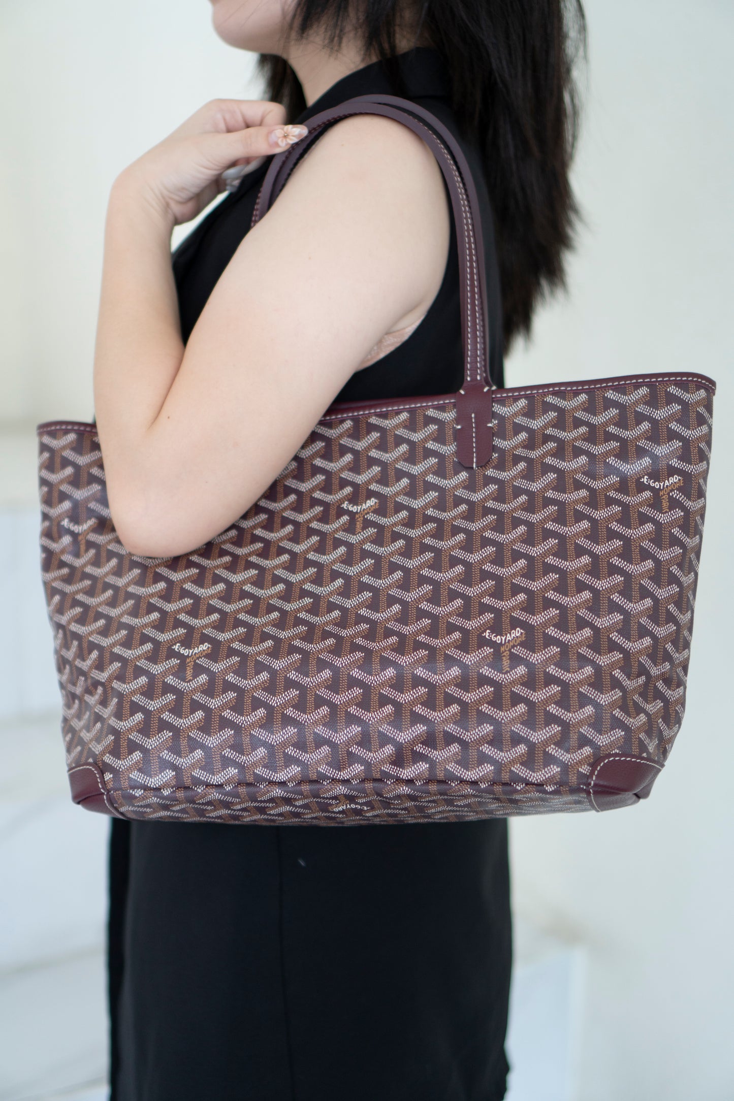 Artois PM – Burgundy Trim Coated Canvas Tote