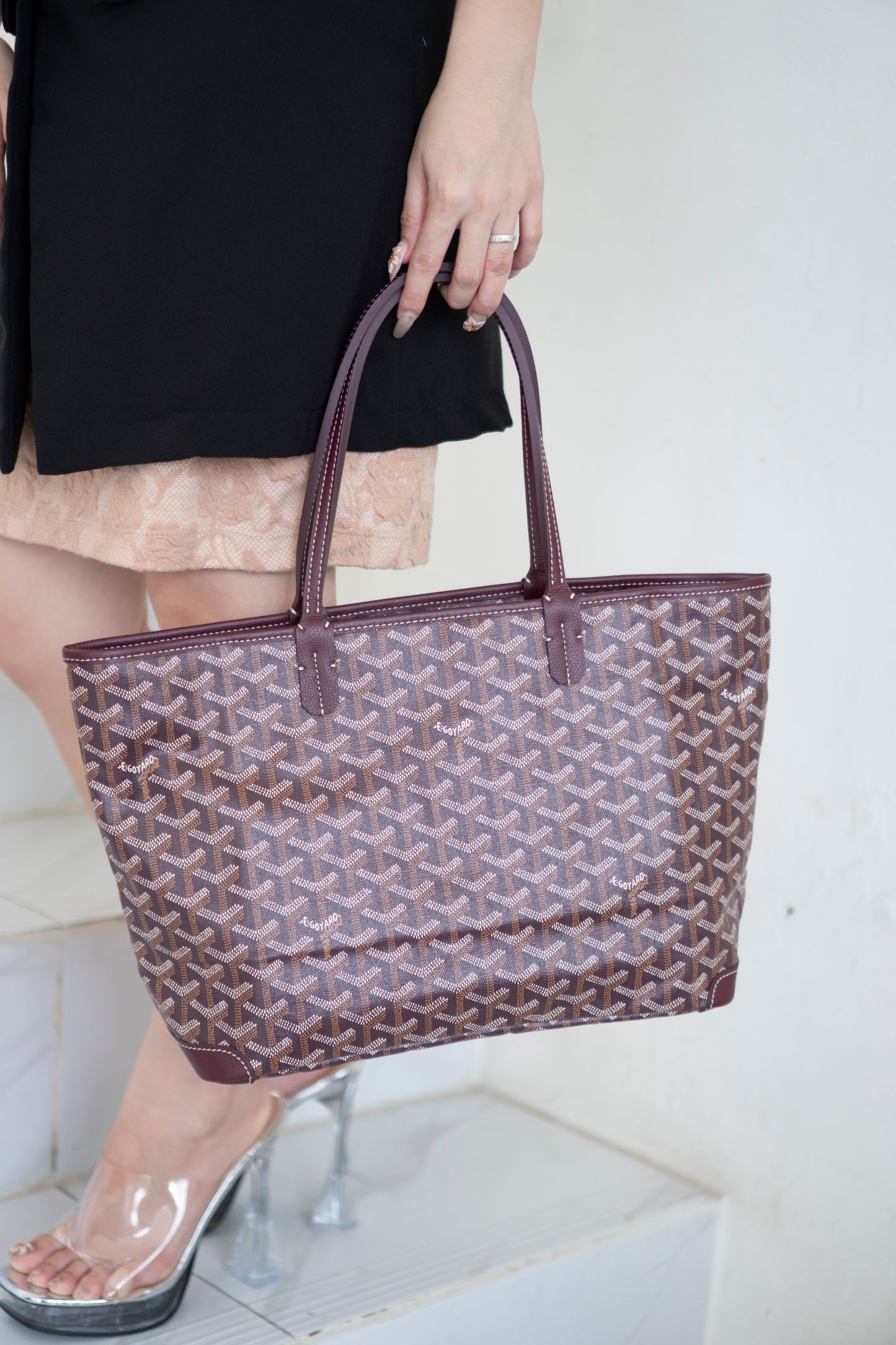 Artois PM – Burgundy Trim Coated Canvas Tote