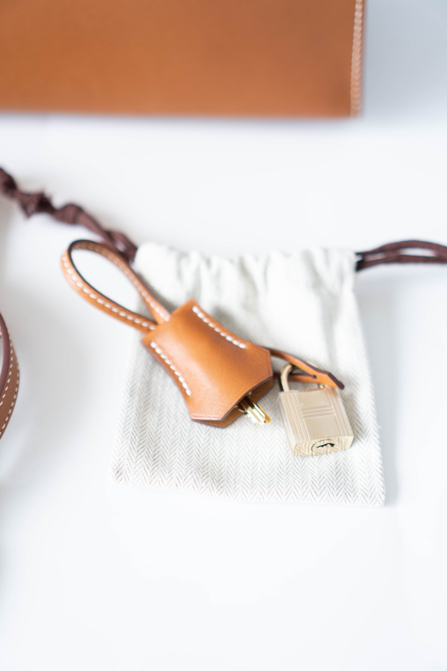 KL 28 Sellier in Barenia Leather with Gold Hardware