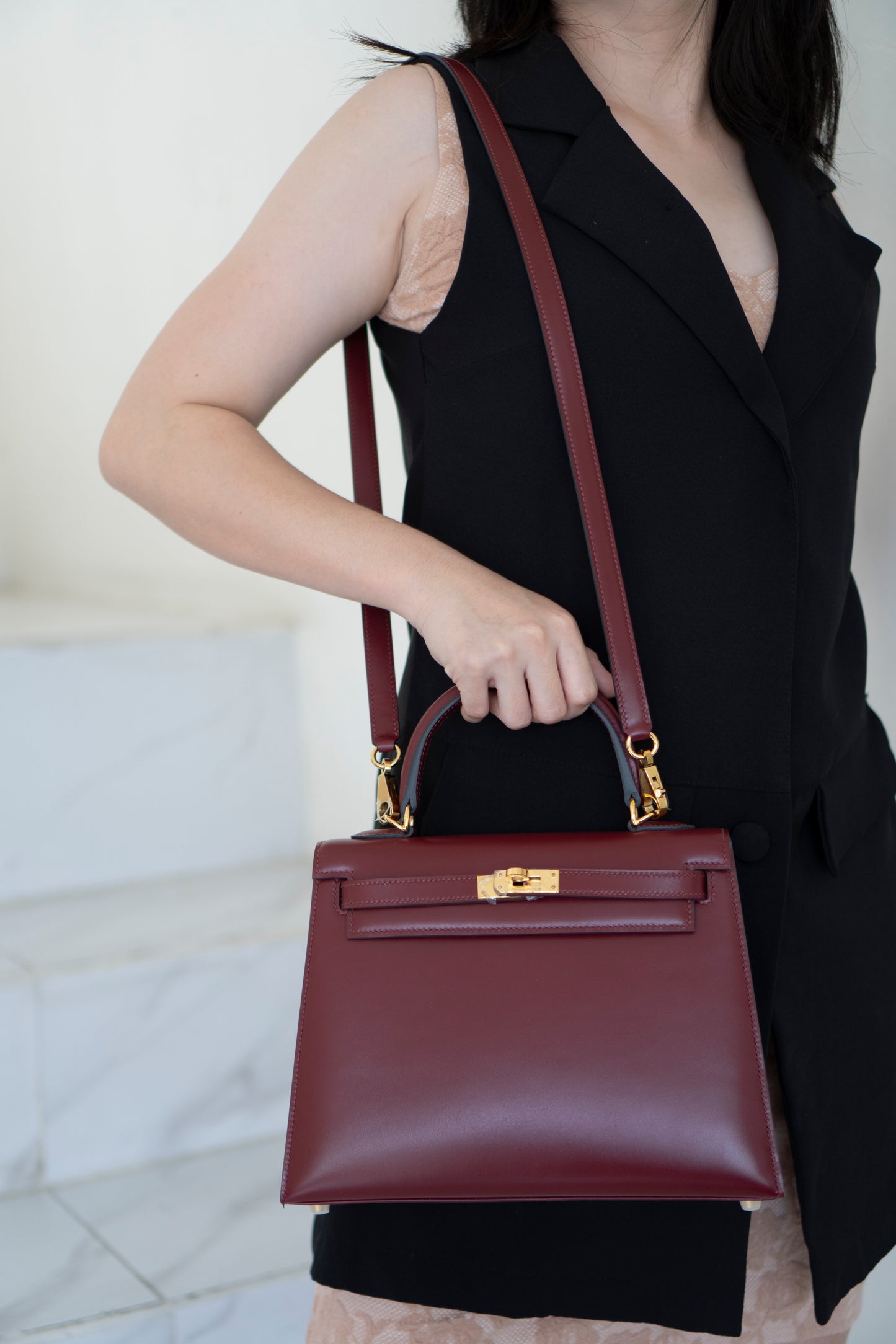 KL 25 – Rouge H Box Leather with Gold Hardware