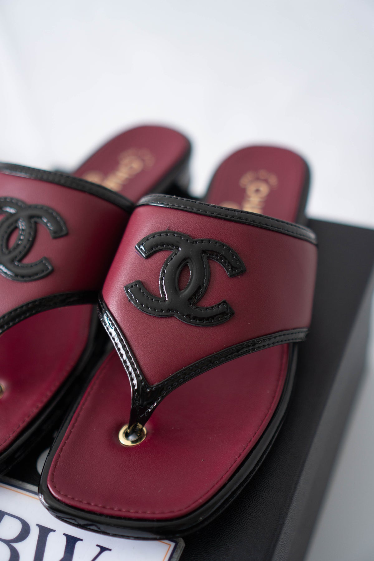 CC Thong Sandals – Burgundy Calfskin & Black Patent Leather