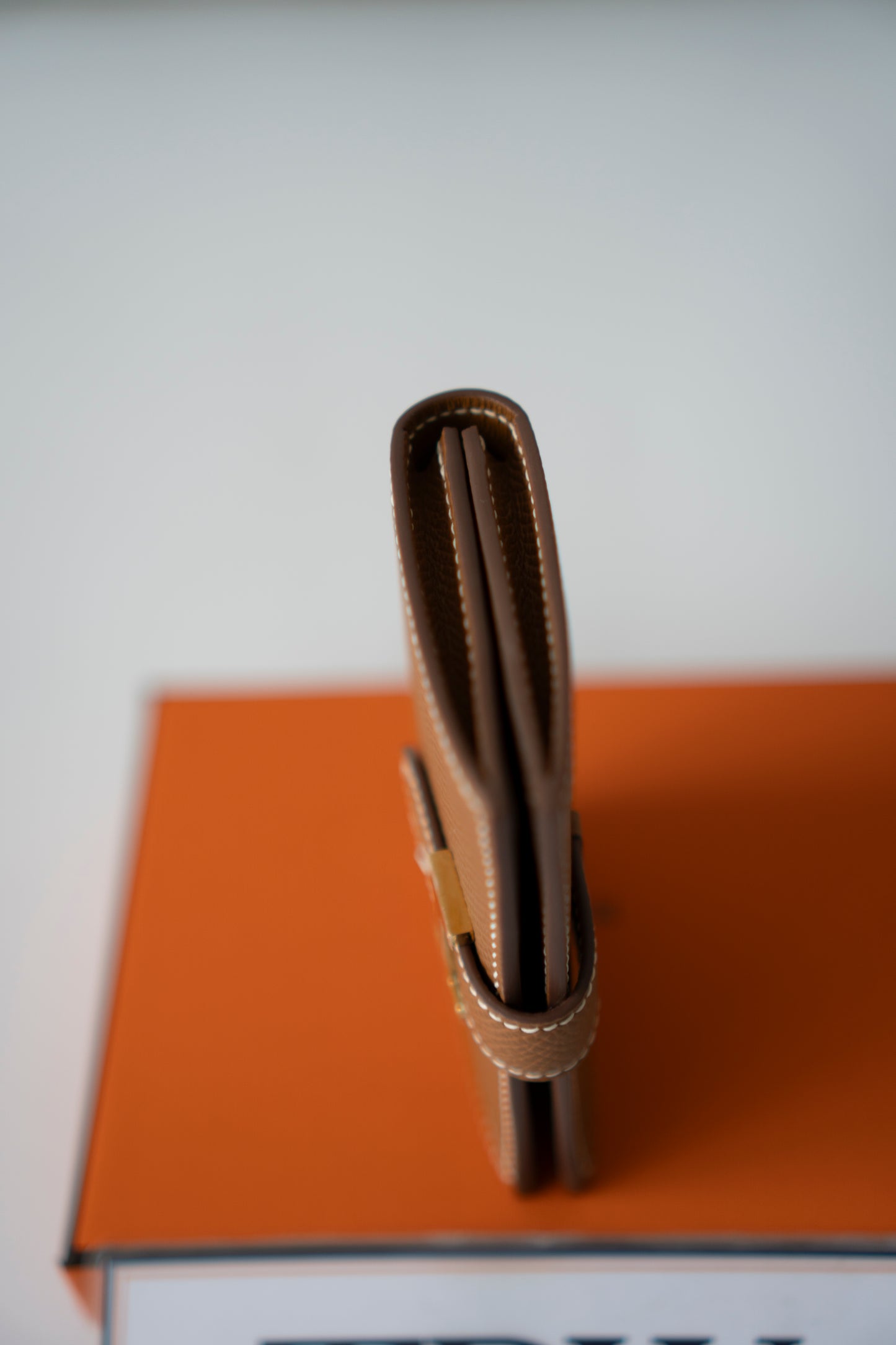 Bearn Card Holder – Gold Epsom Leather with Gold Hardware