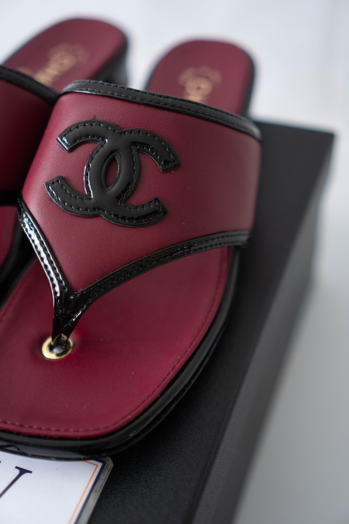 CC Thong Sandals – Burgundy Calfskin & Black Patent Leather