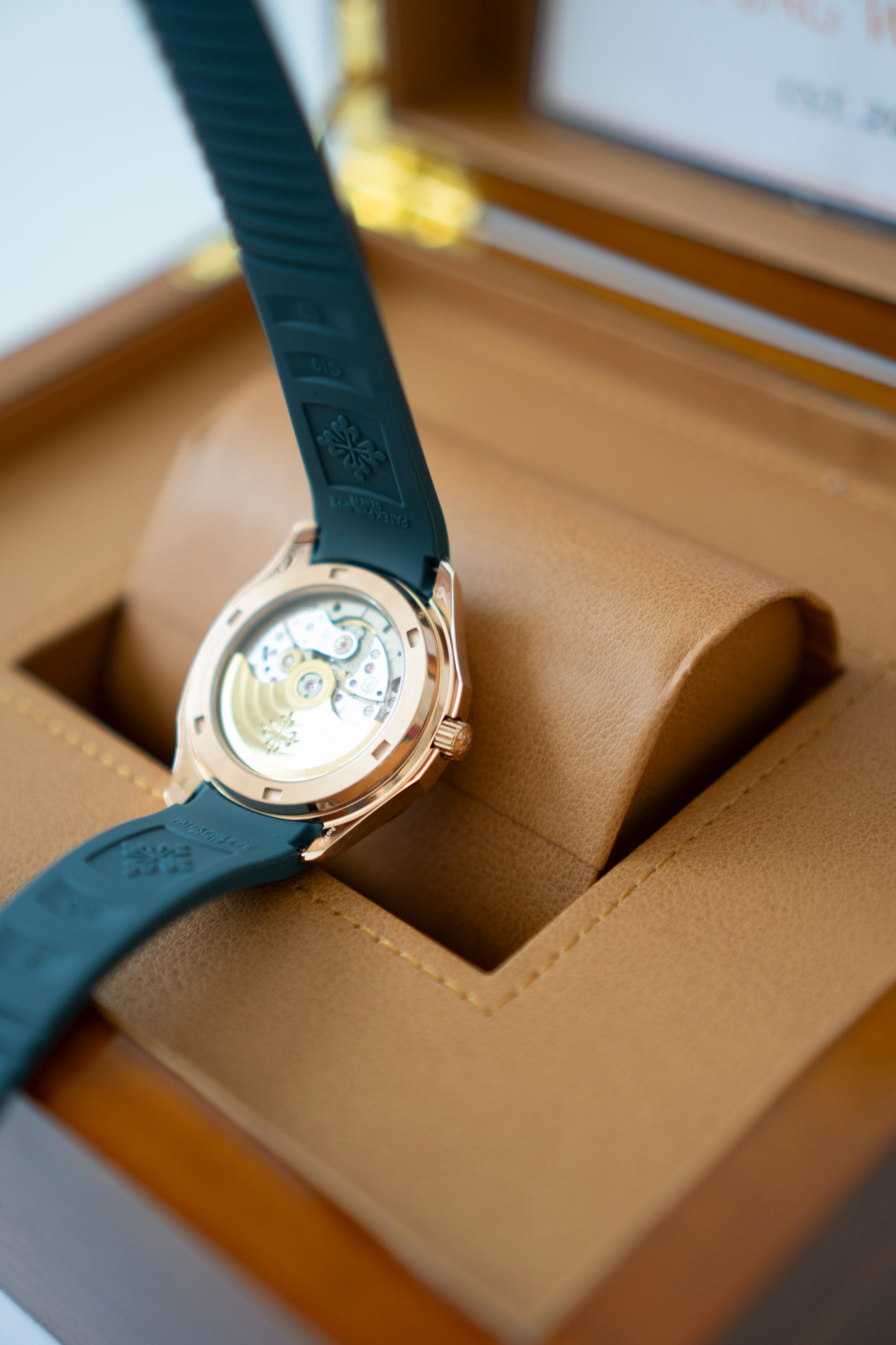 Aquanaut Travel Time 5269R – Rose Gold with Blue-Gray Dial