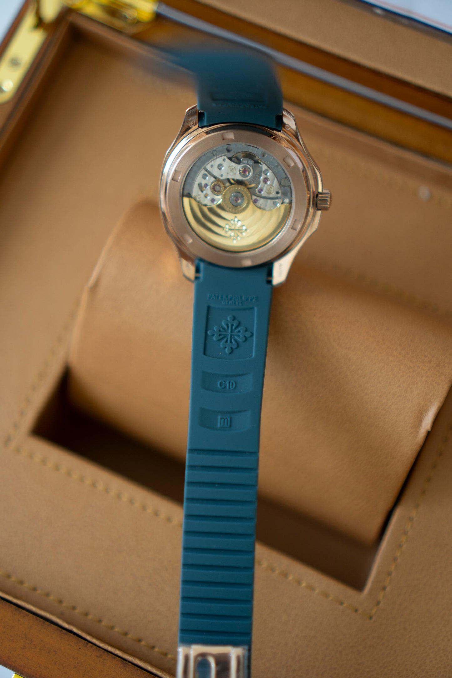 Aquanaut Travel Time 5269R – Rose Gold with Blue-Gray Dial