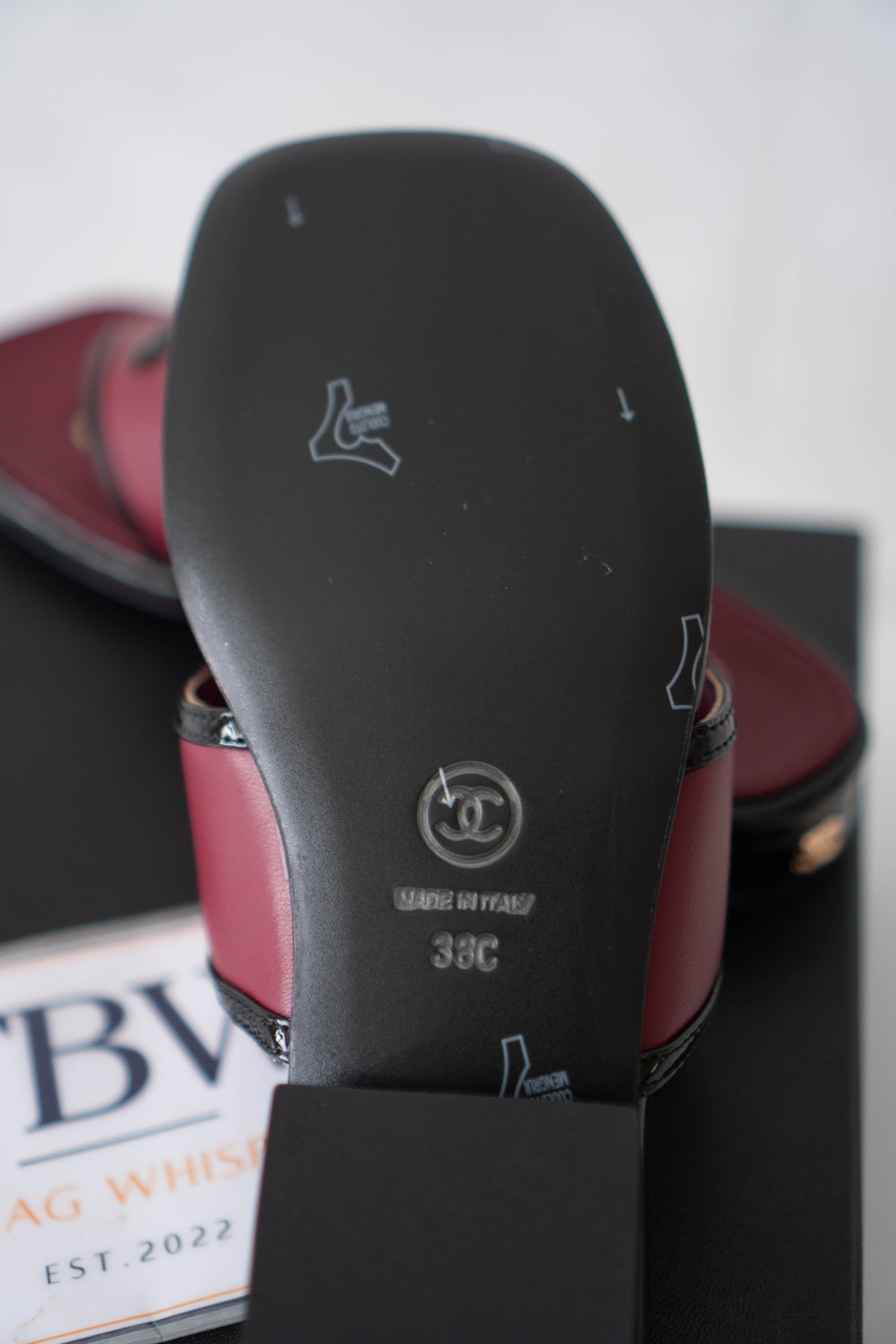 CC Thong Sandals – Burgundy Calfskin & Black Patent Leather