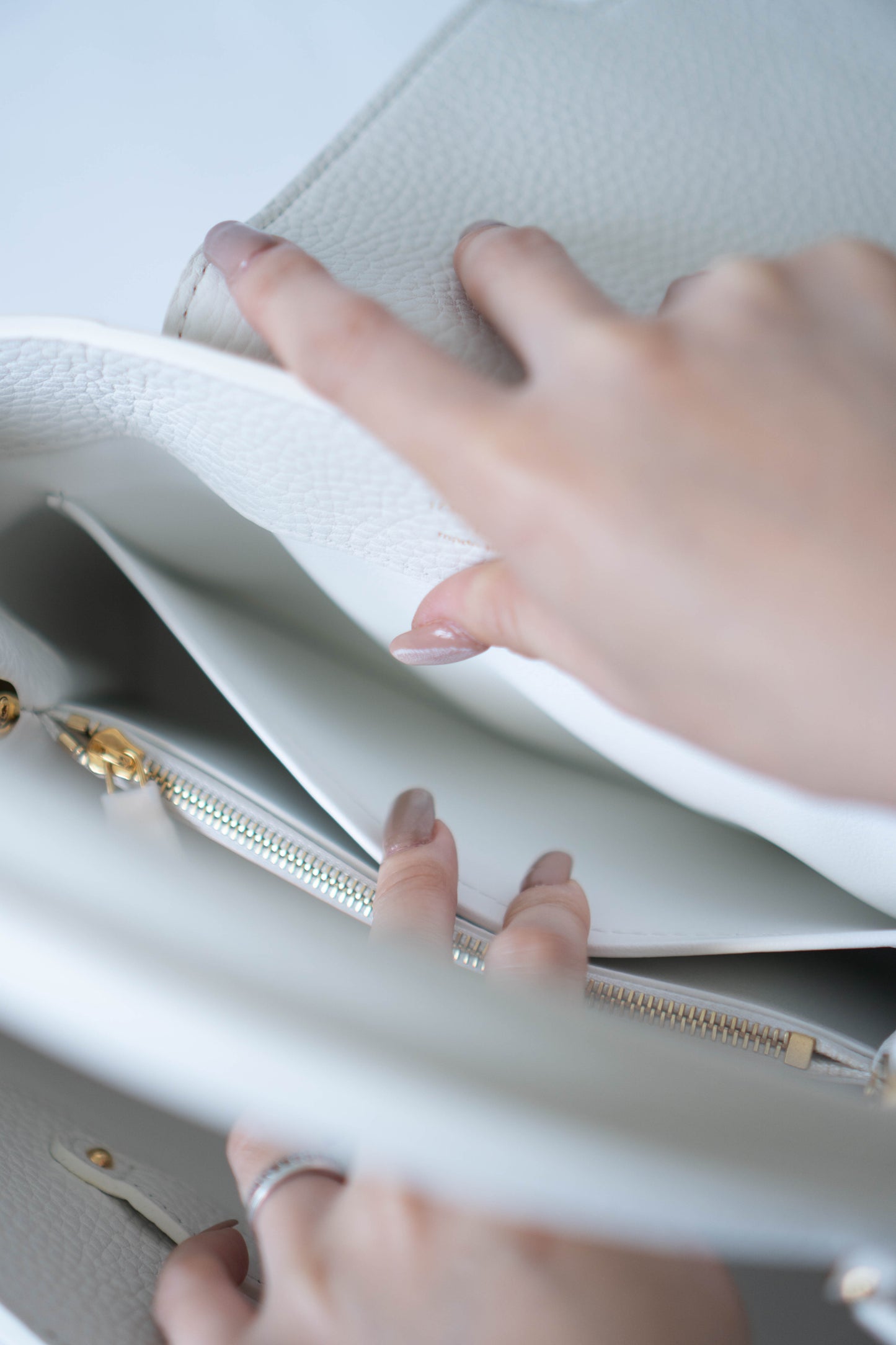Capucine BB in Snow White Taurillon Leather With Gold Hardware