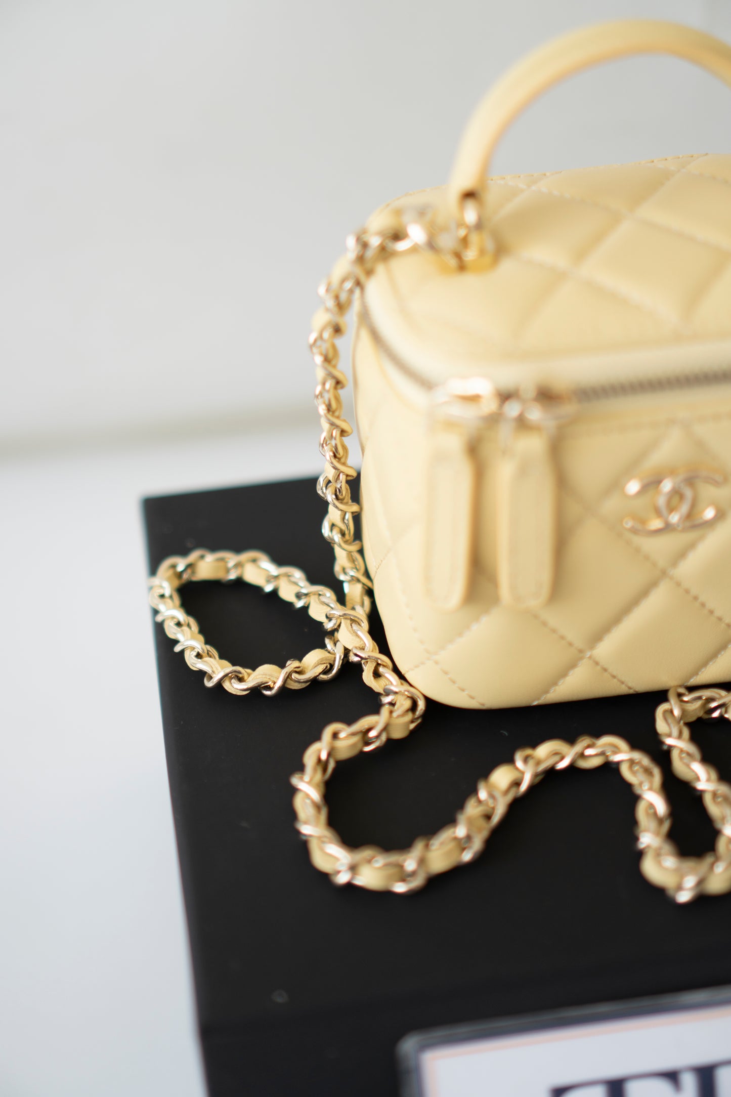 Classic Top Handle Mini Vanity Case – Light Yellow Lambskin with Gold Hardware