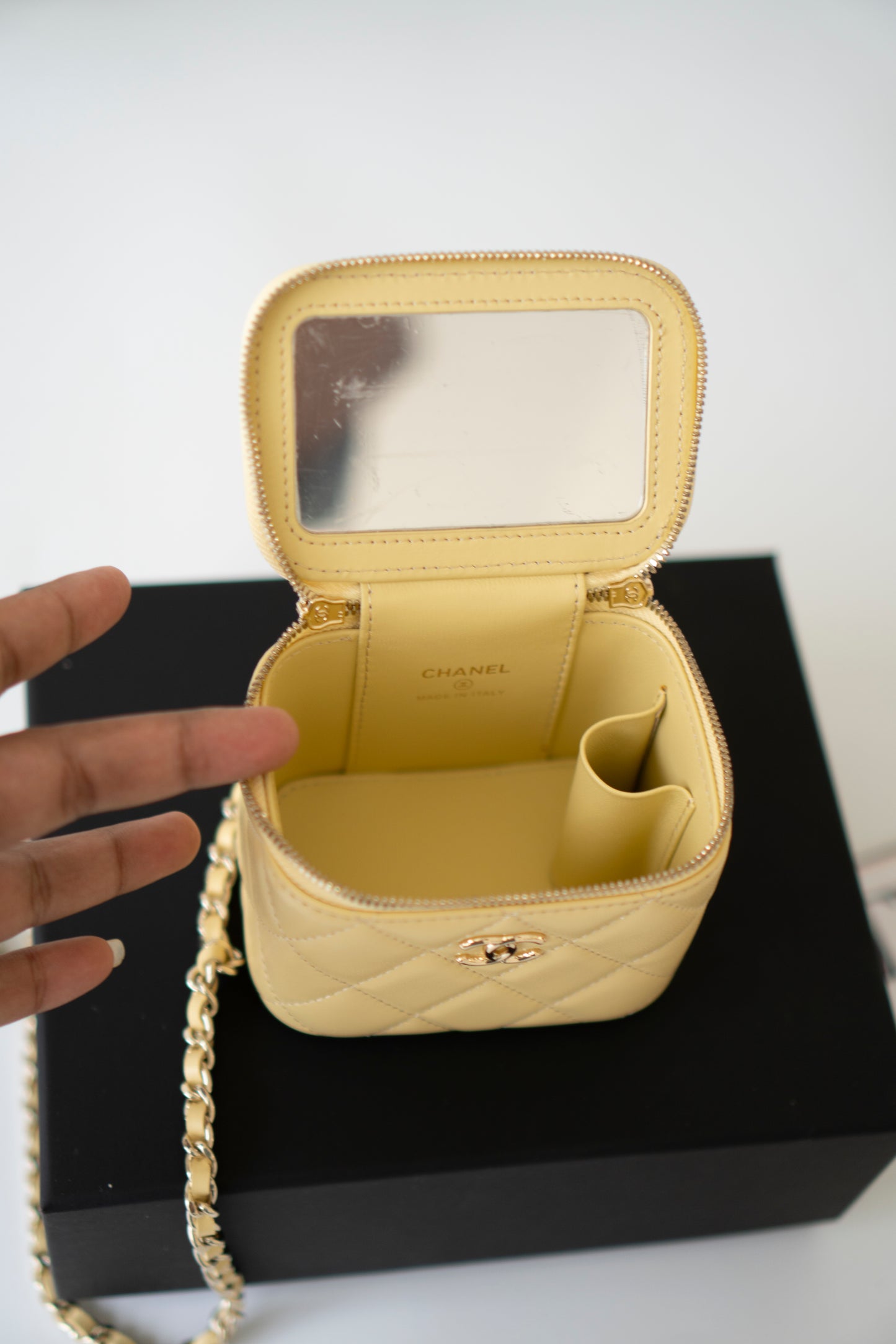 Classic Top Handle Mini Vanity Case – Light Yellow Lambskin with Gold Hardware