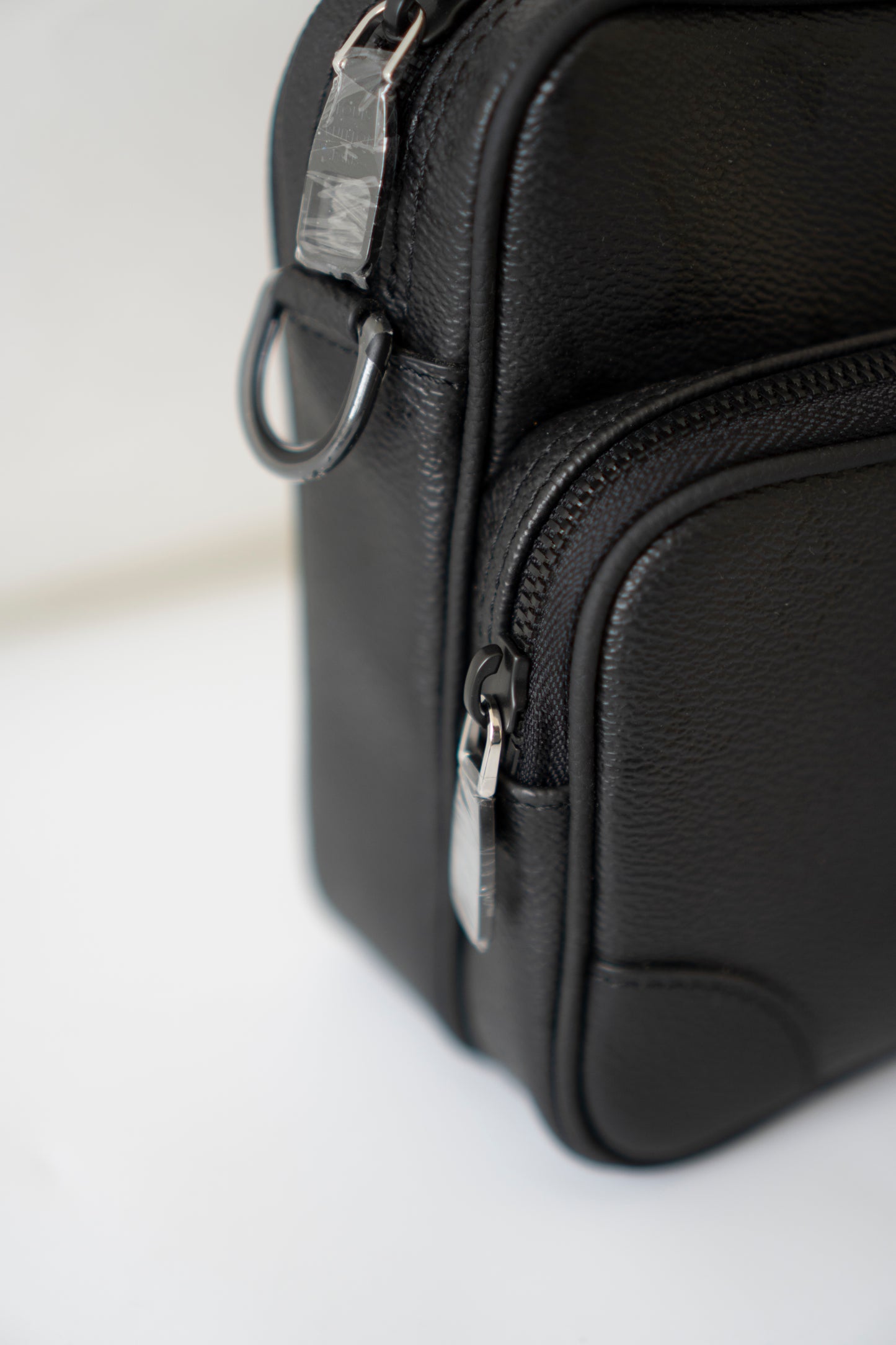 Nil Messenger Bag – Monogram Midnight Canvas