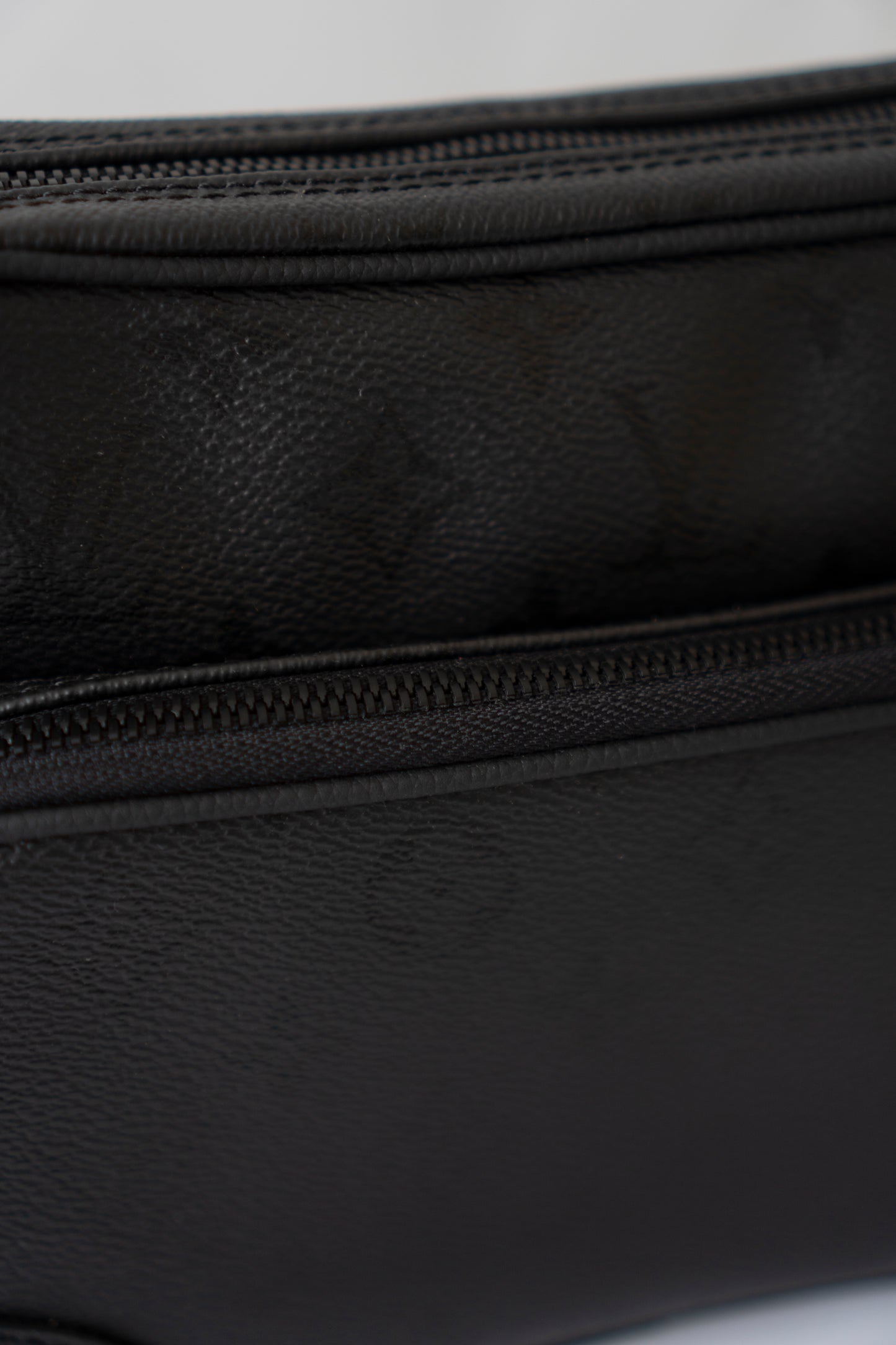 Nil Messenger Bag – Monogram Midnight Canvas
