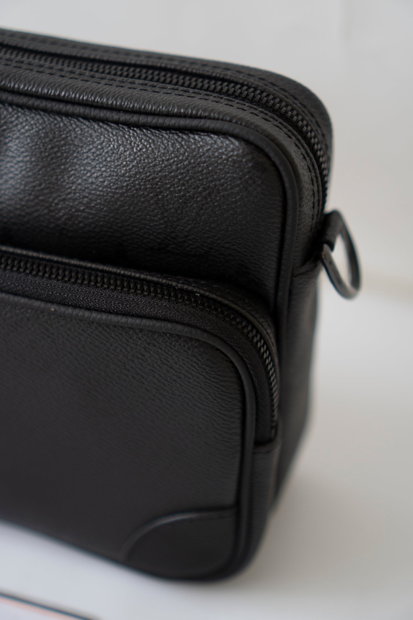 Nil Messenger Bag – Monogram Midnight Canvas