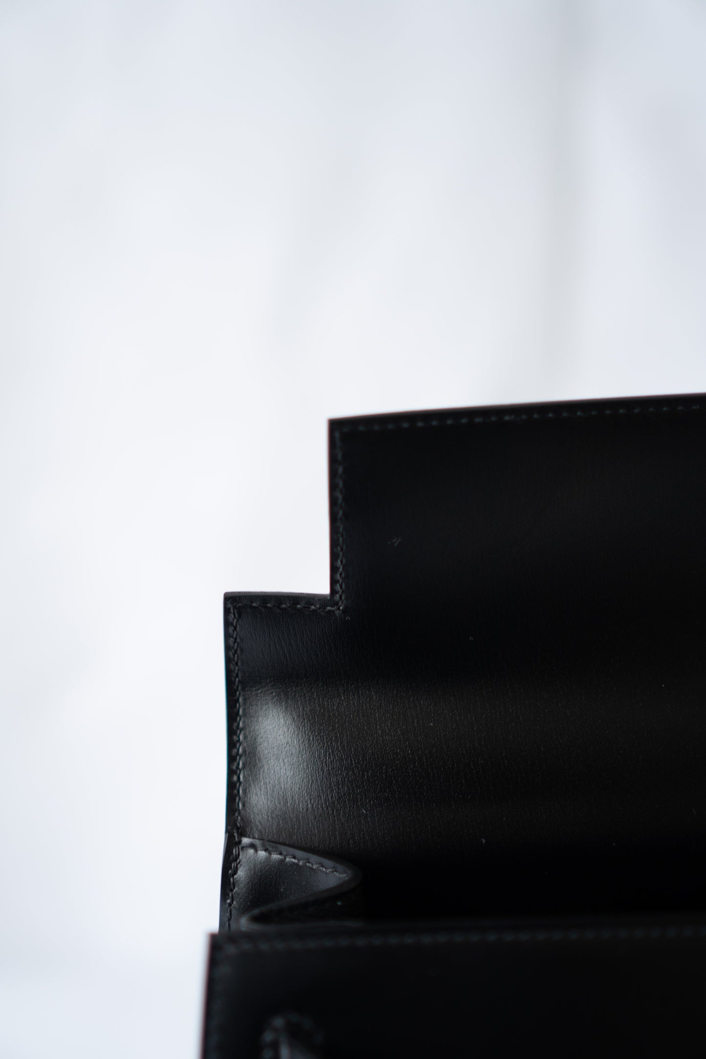 KL 28 – Black Box Leather with Palladium Hardware