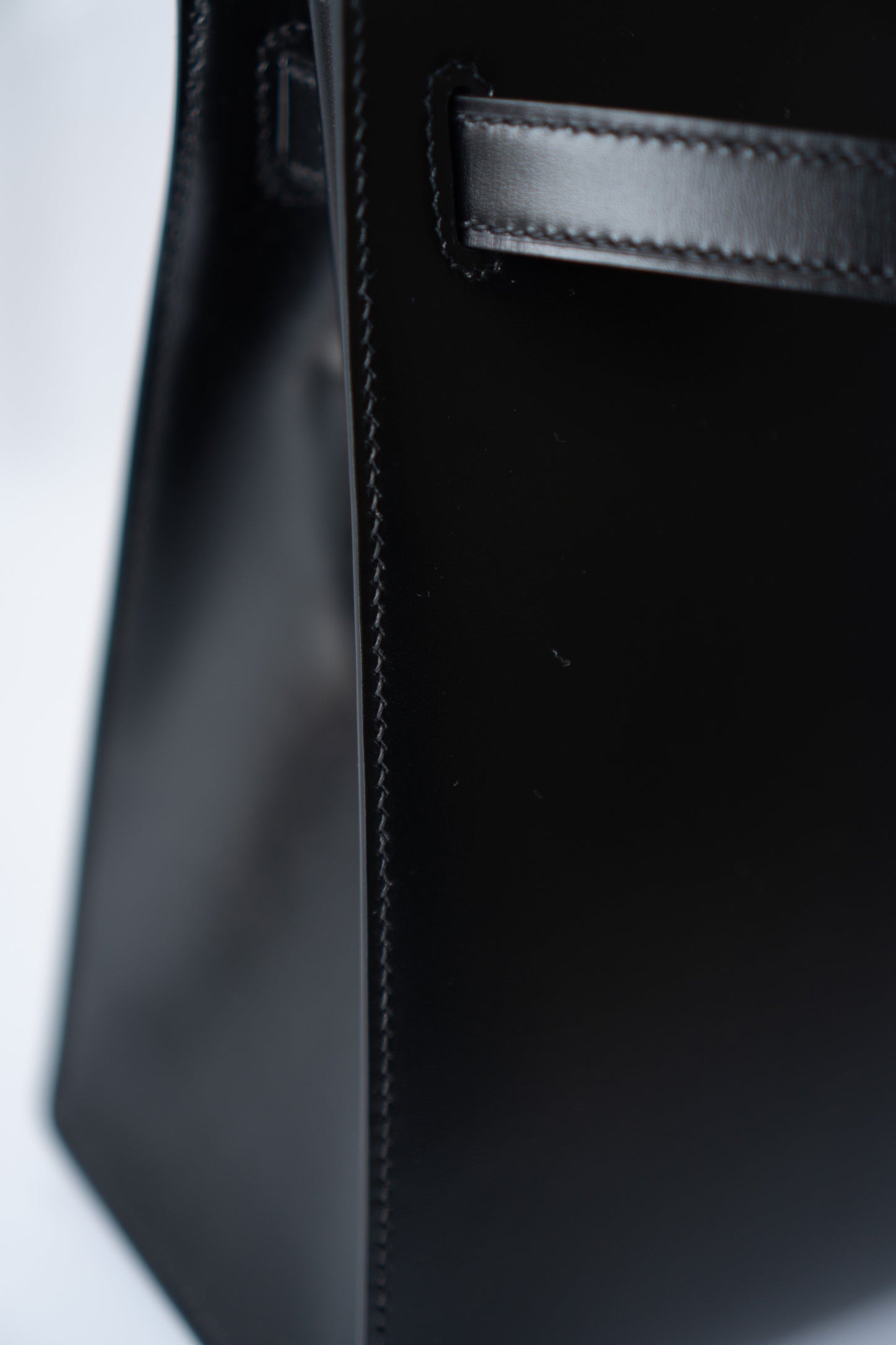 KL 28 – Black Box Leather with Palladium Hardware