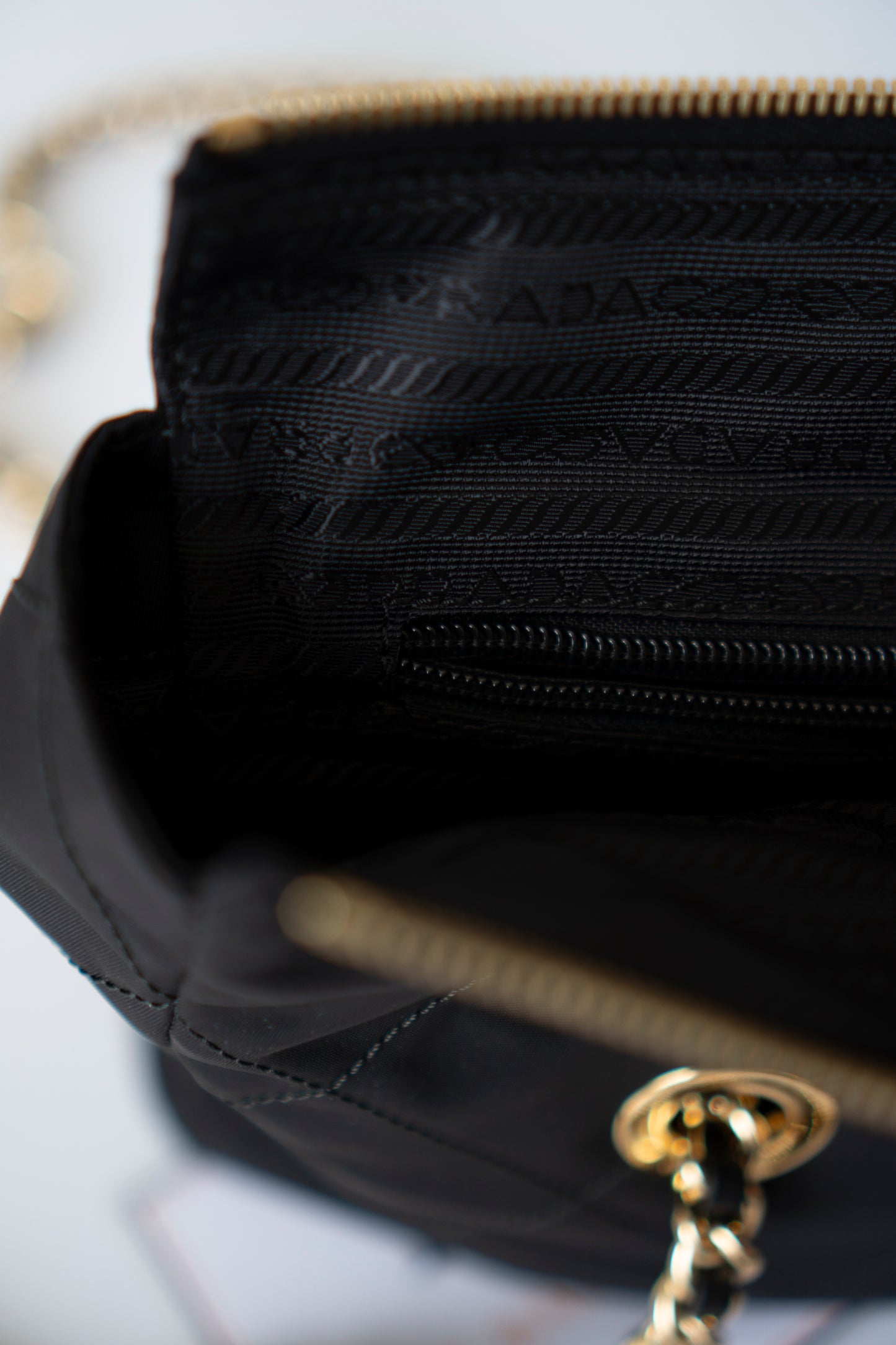 Quilted Nylon Tessuto Impuntu Chain Shoulder Bag – Black with Gold Hardware