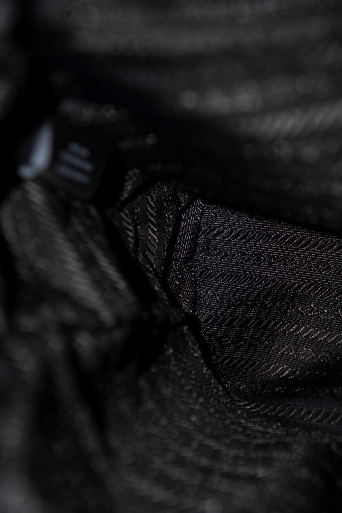 Quilted Nylon Tessuto Impuntu Chain Shoulder Bag – Black with Gold Hardware