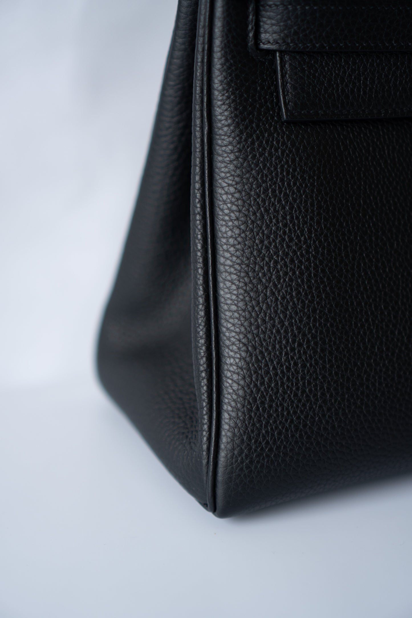 KL 28 – Black Togo with Palladium Hardware
