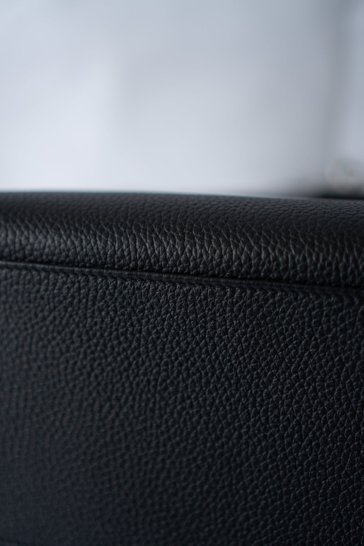 KL 28 – Black Togo with Palladium Hardware