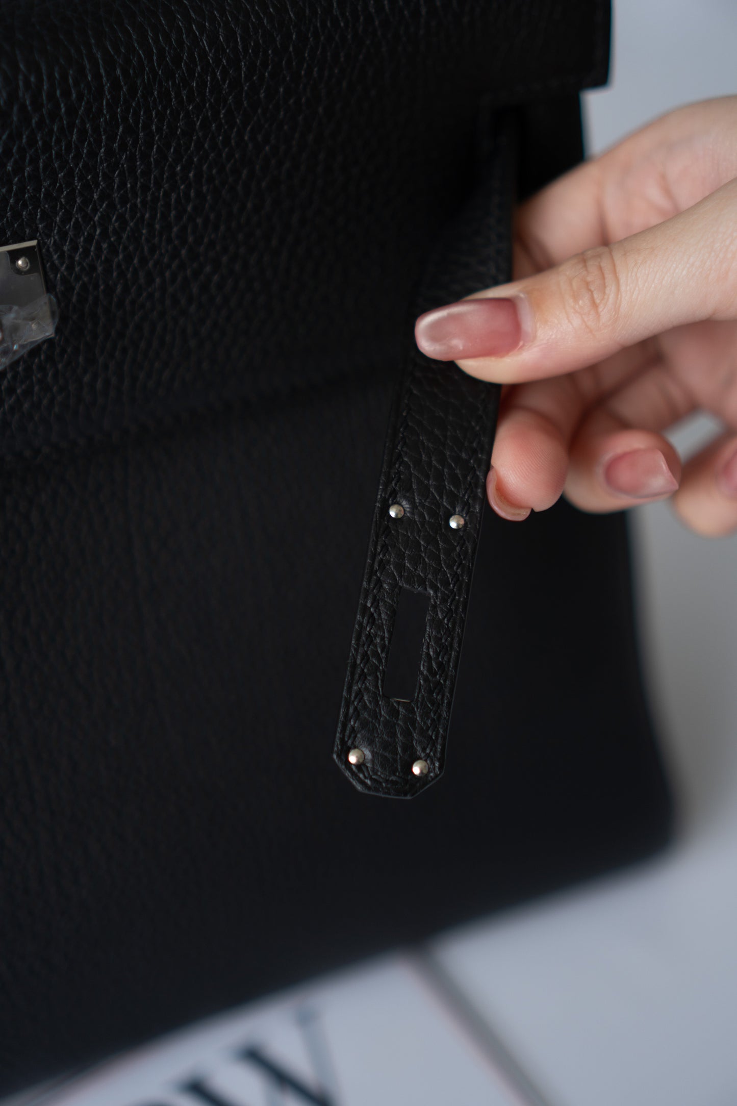 KL 28 – Black Togo with Palladium Hardware