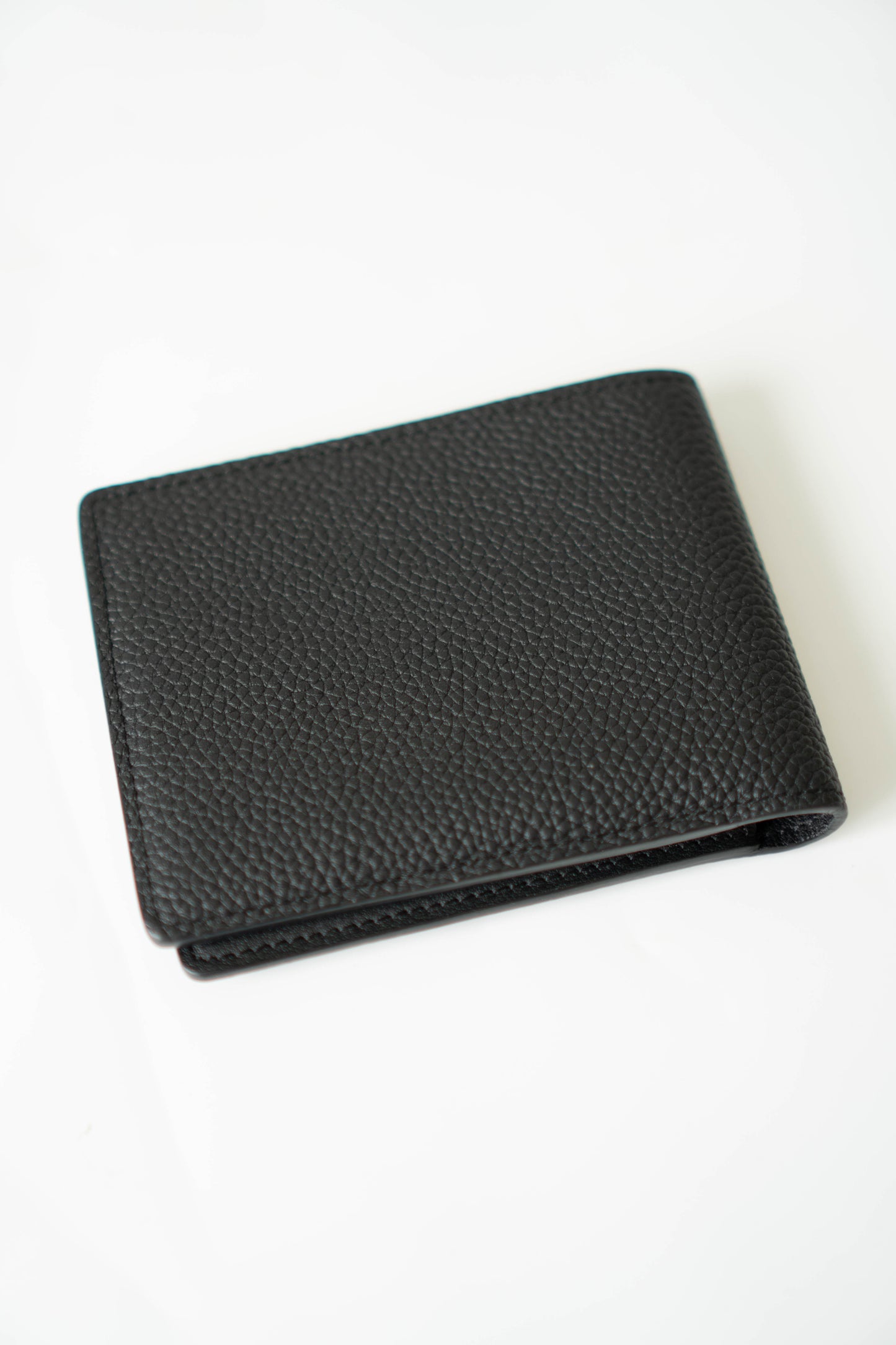 Multiple Wallet in Noir Calfskin leather with Black LV Aerogram (Pre-loved)