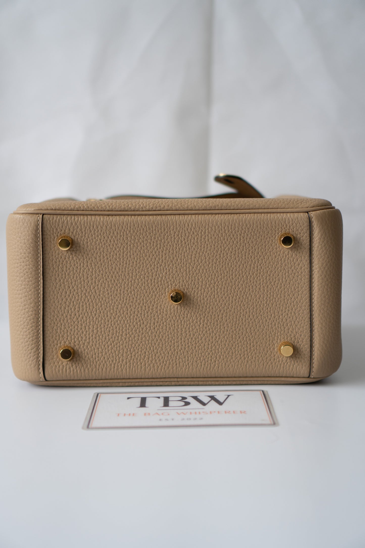 Lind 26 – Beige Marfa Clemence with Gold Hardware