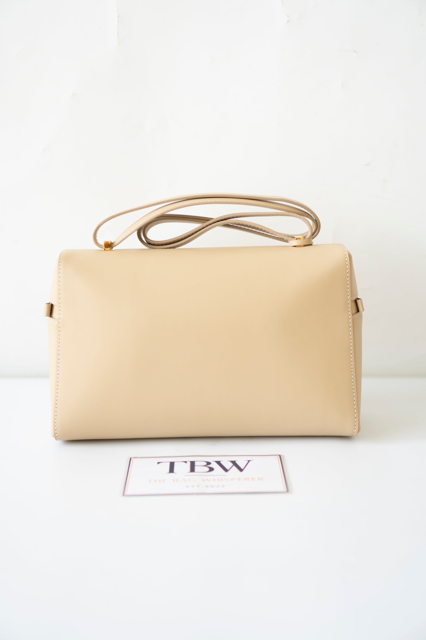 Extra Bag L27 – Light Mastic Smooth Calfskin with Gold Hardware