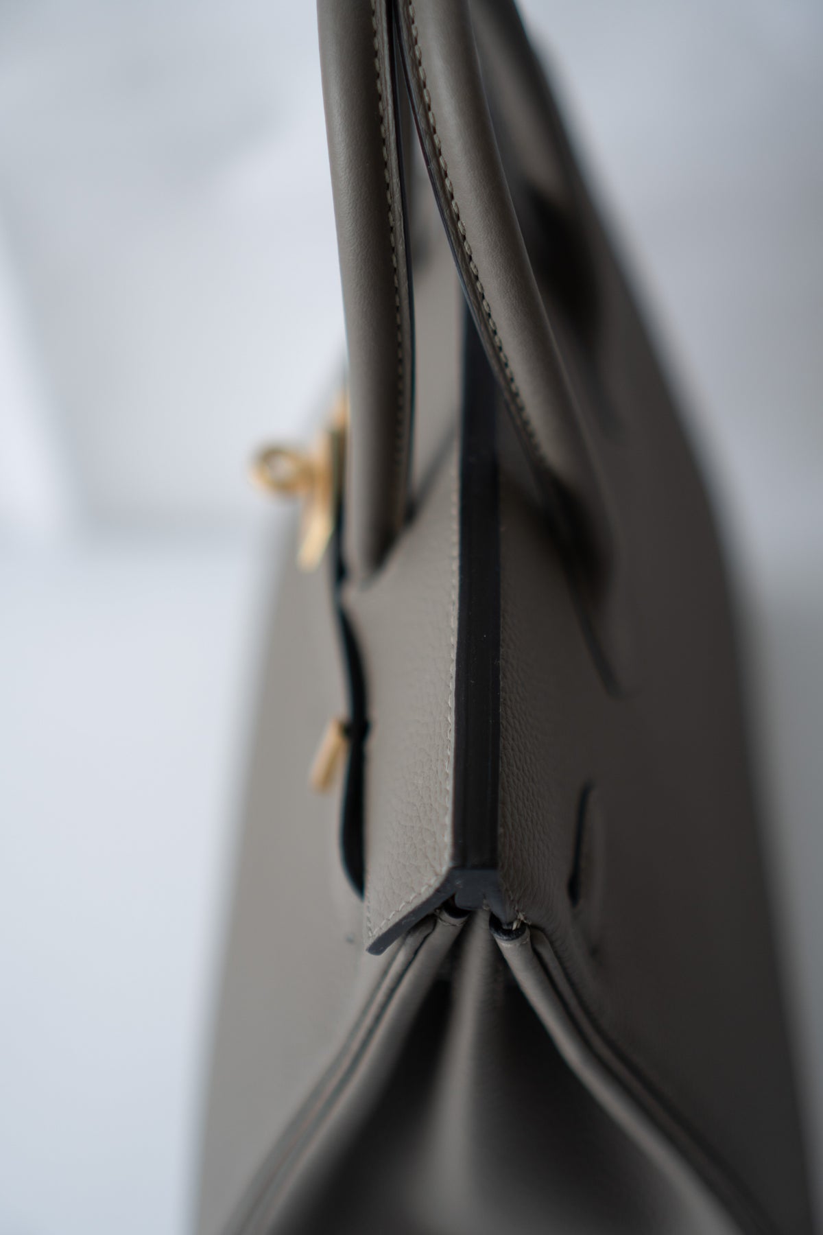 BK 25 – Gris Meyer Togo with Gold Hardware