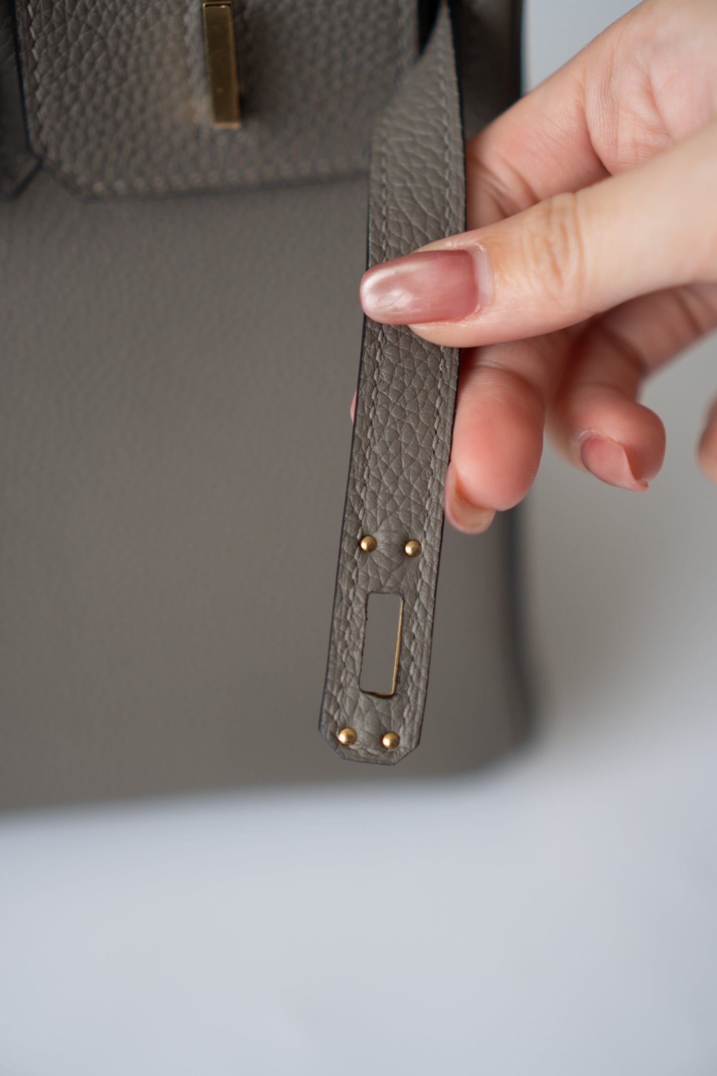 BK 25 – Gris Meyer Togo with Gold Hardware