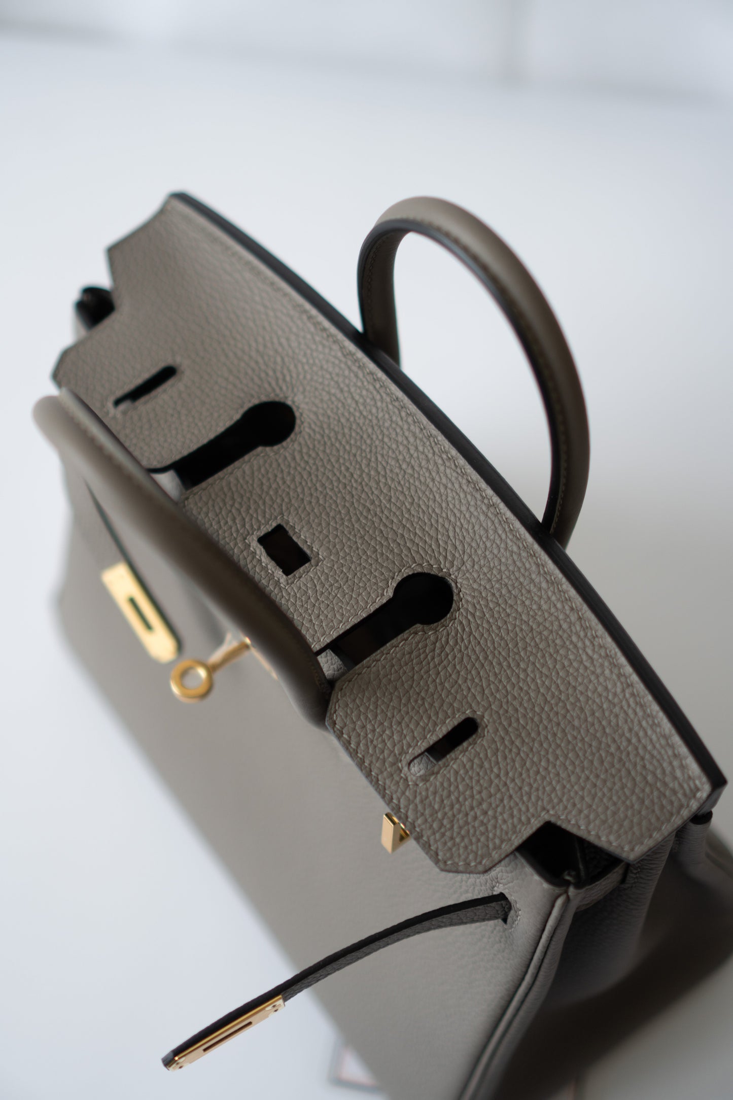 BK 25 – Gris Meyer Togo with Gold Hardware