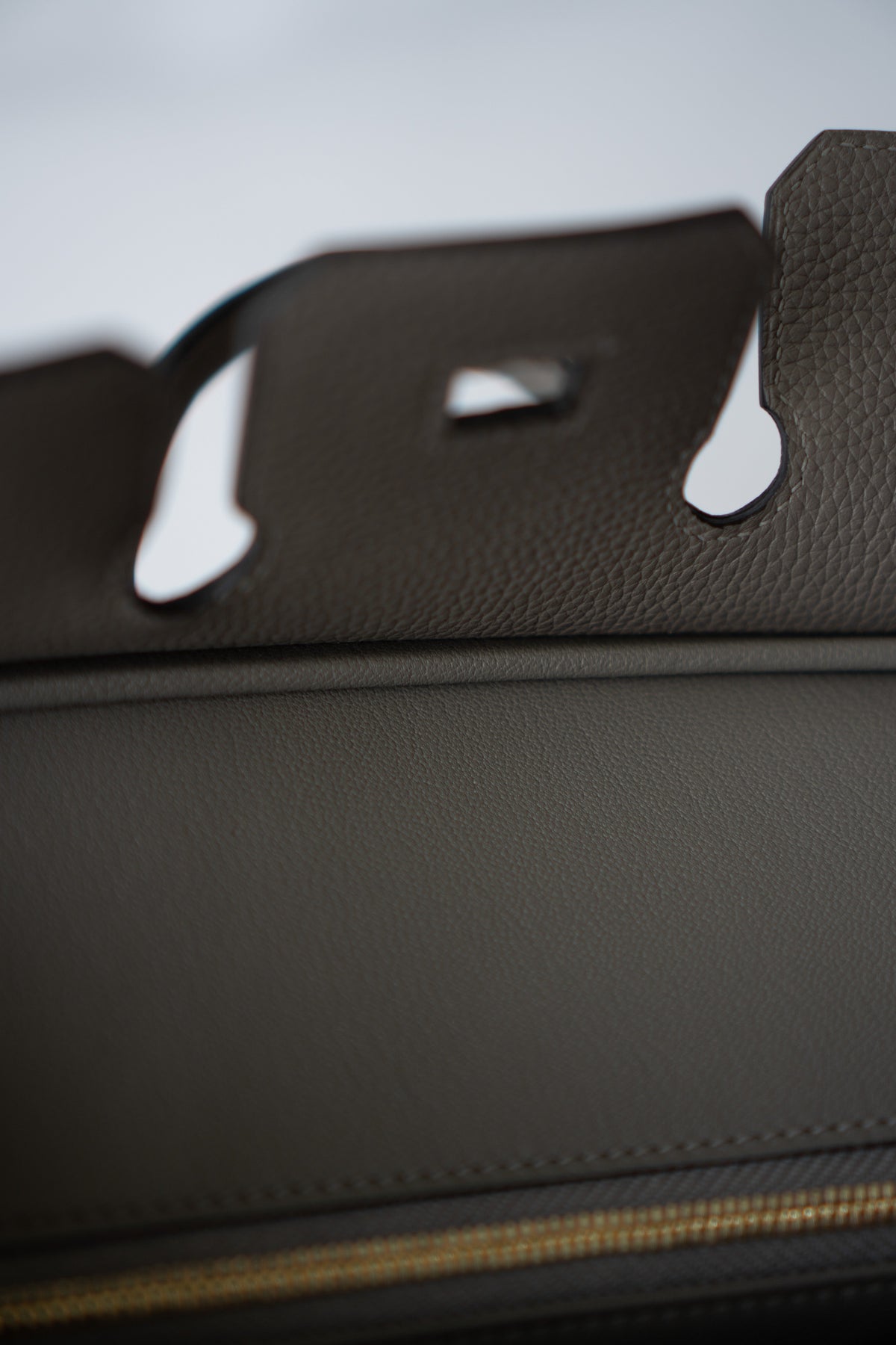 BK 25 – Gris Meyer Togo with Gold Hardware