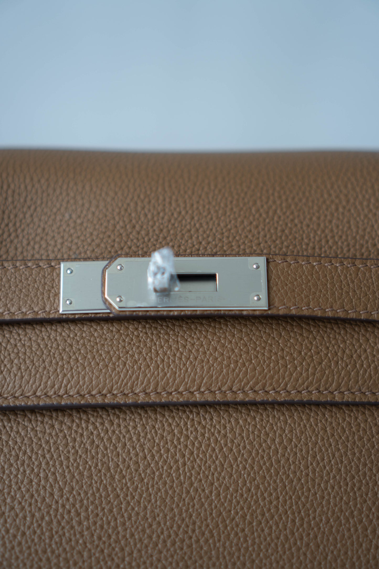 KL 42 in Alezan Togo with Palladium Hardware