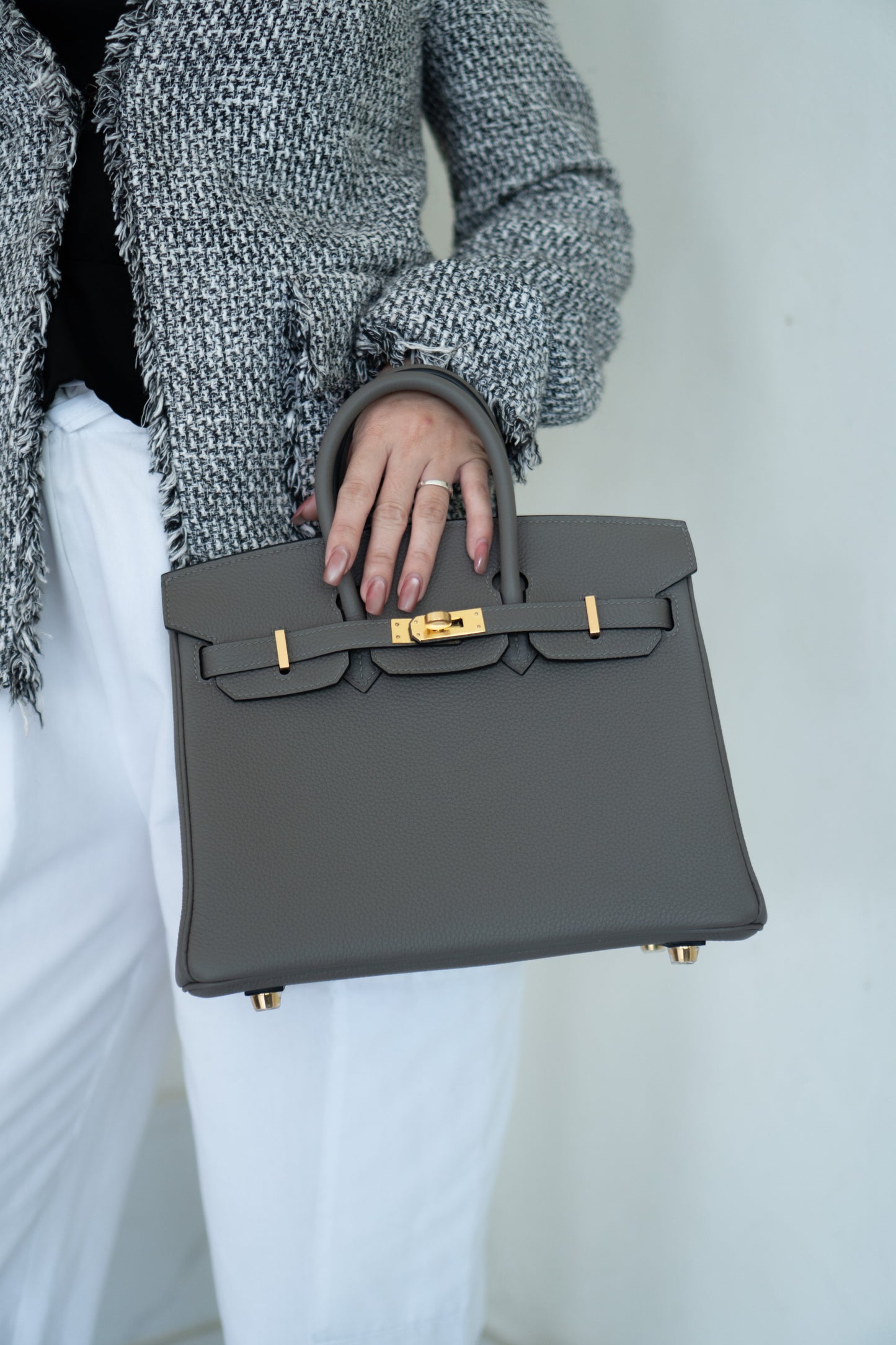 BK 25 – Gris Meyer Togo with Gold Hardware
