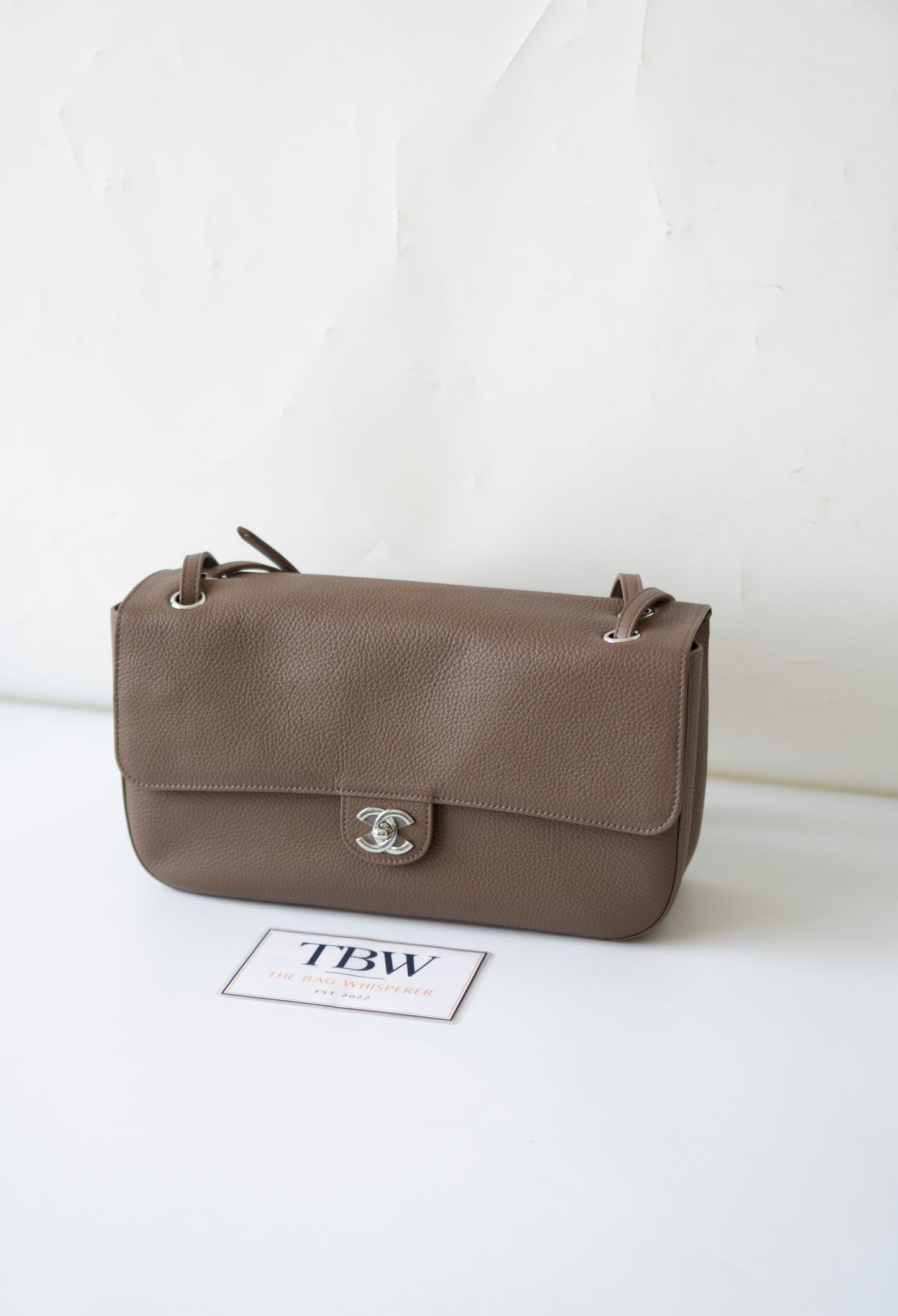 26S Souplissimo Jumbo Flap – Taupe Grained Calfskin with Silver Hardware